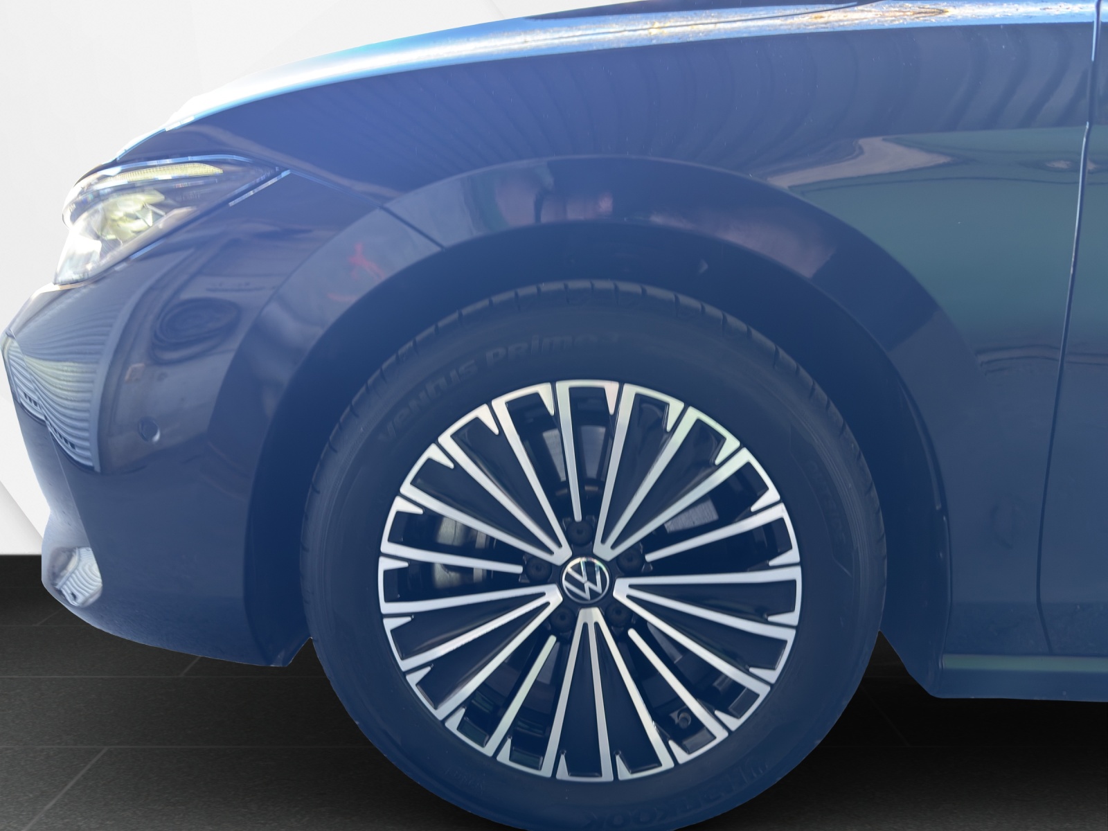 VW Passat Variant 2.0 TDI evo Elegance 4 Motion DSG-image-16