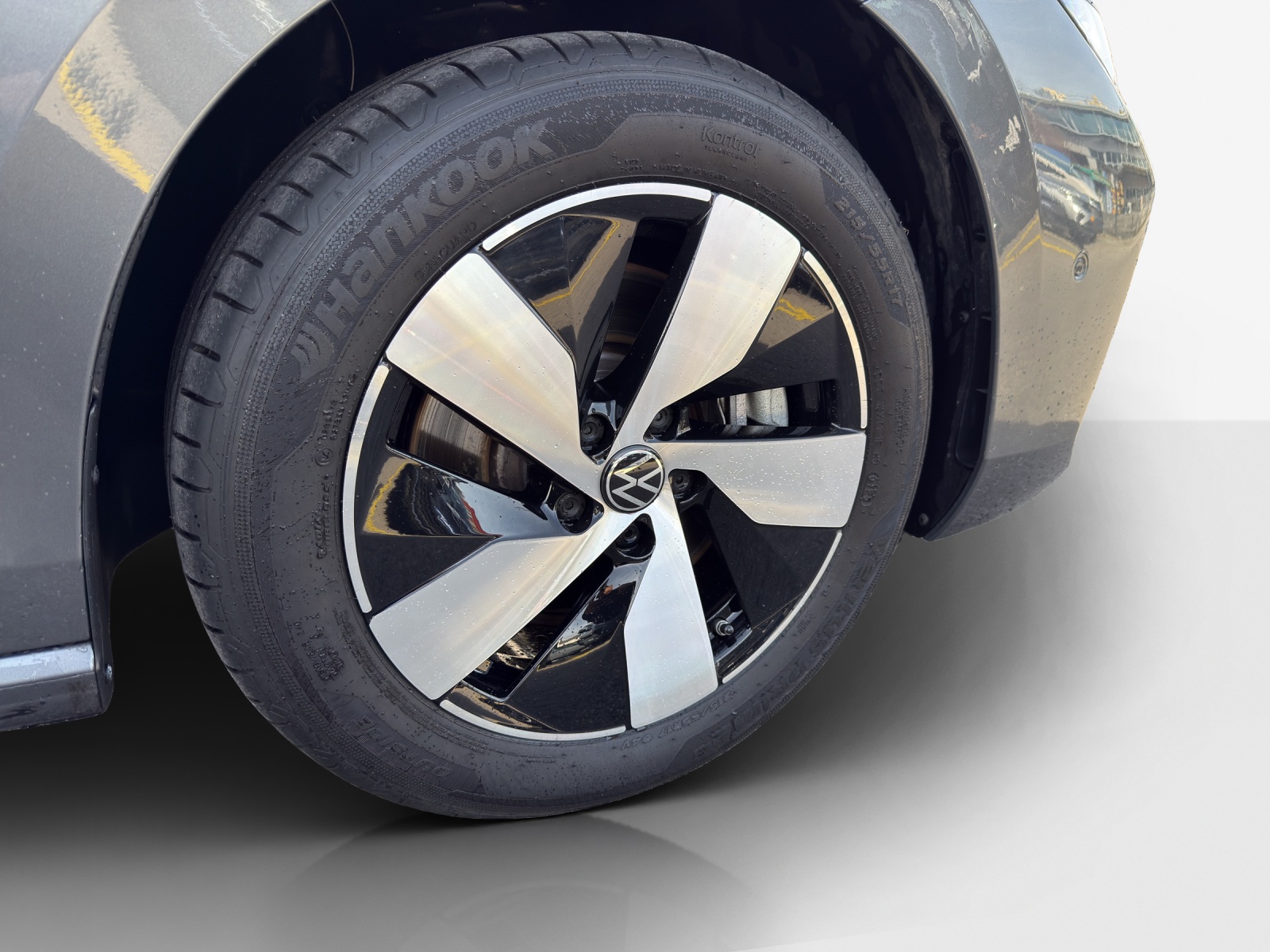 VW Passat Variant 2.0 TDI evo Business 4 Motion DSG-image-14