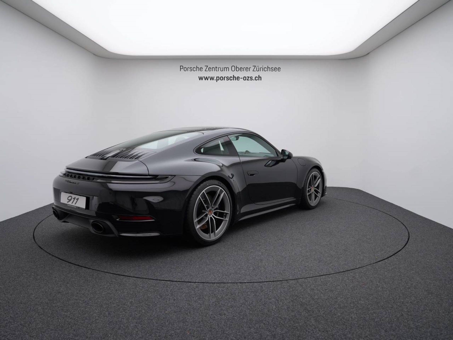 PORSCHE 911 Carrera S-image-6