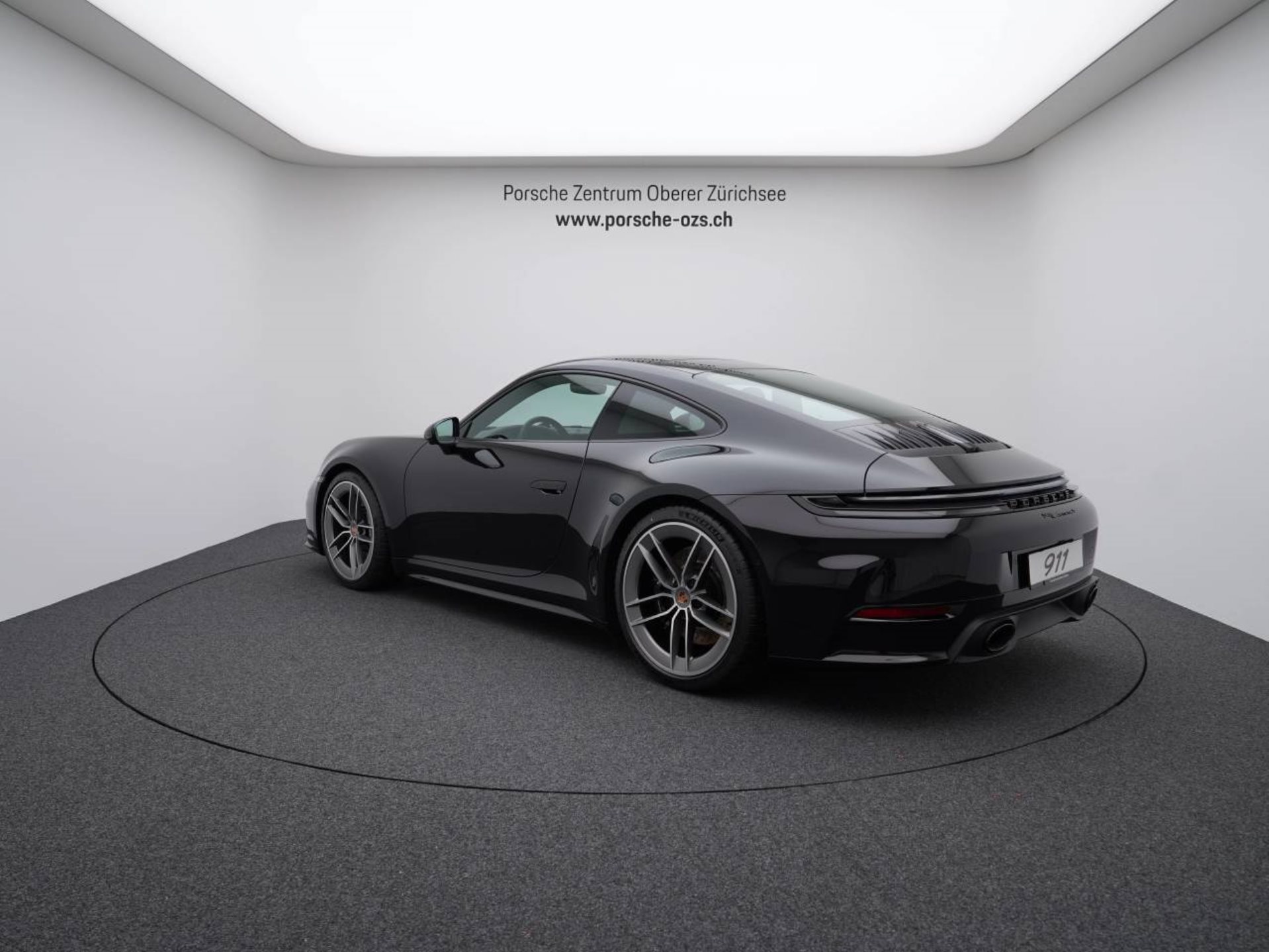 PORSCHE 911 Carrera S-image-2