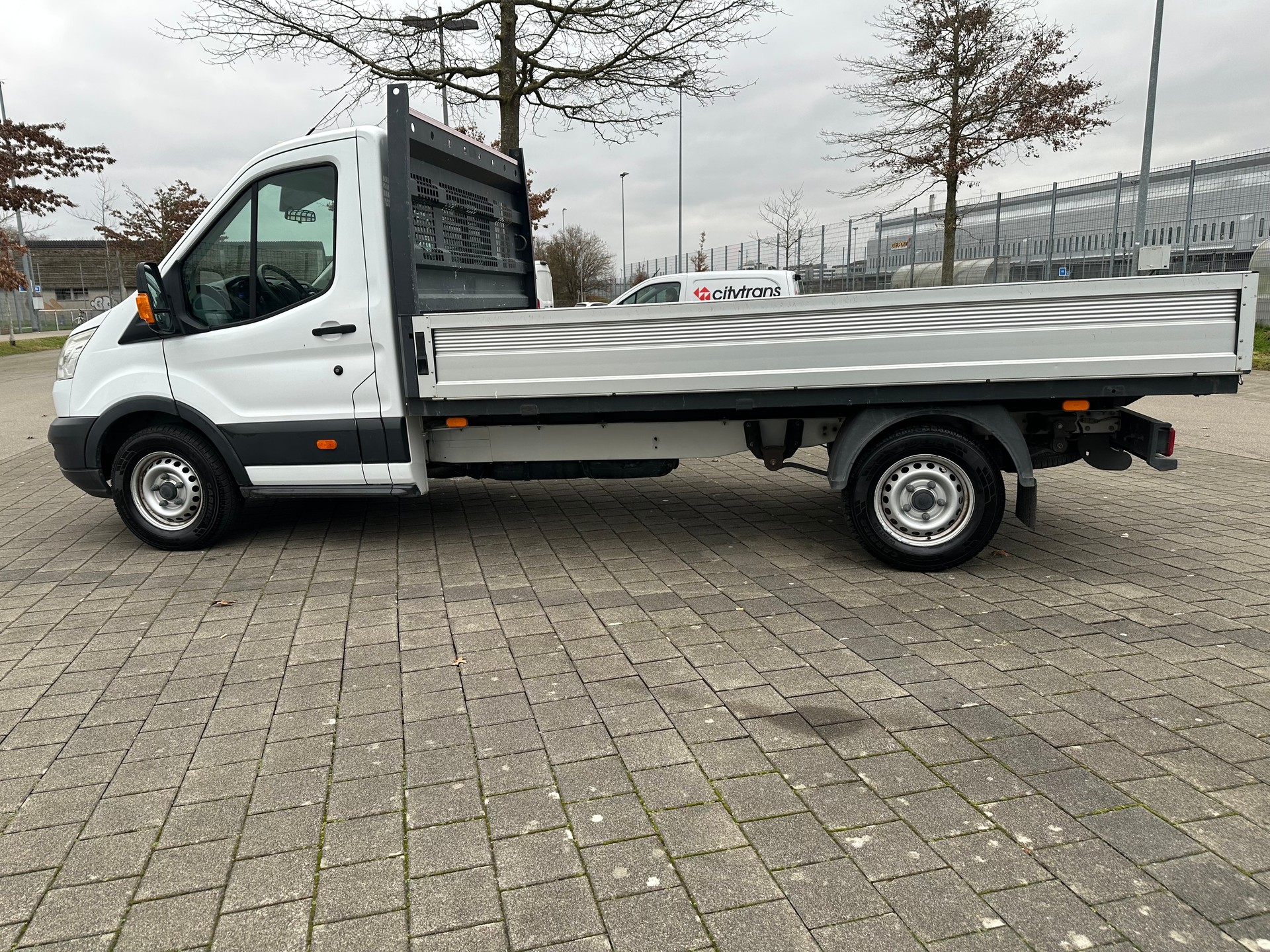 FORD Transit 350 L3H1 Ambiente FWD-image-5
