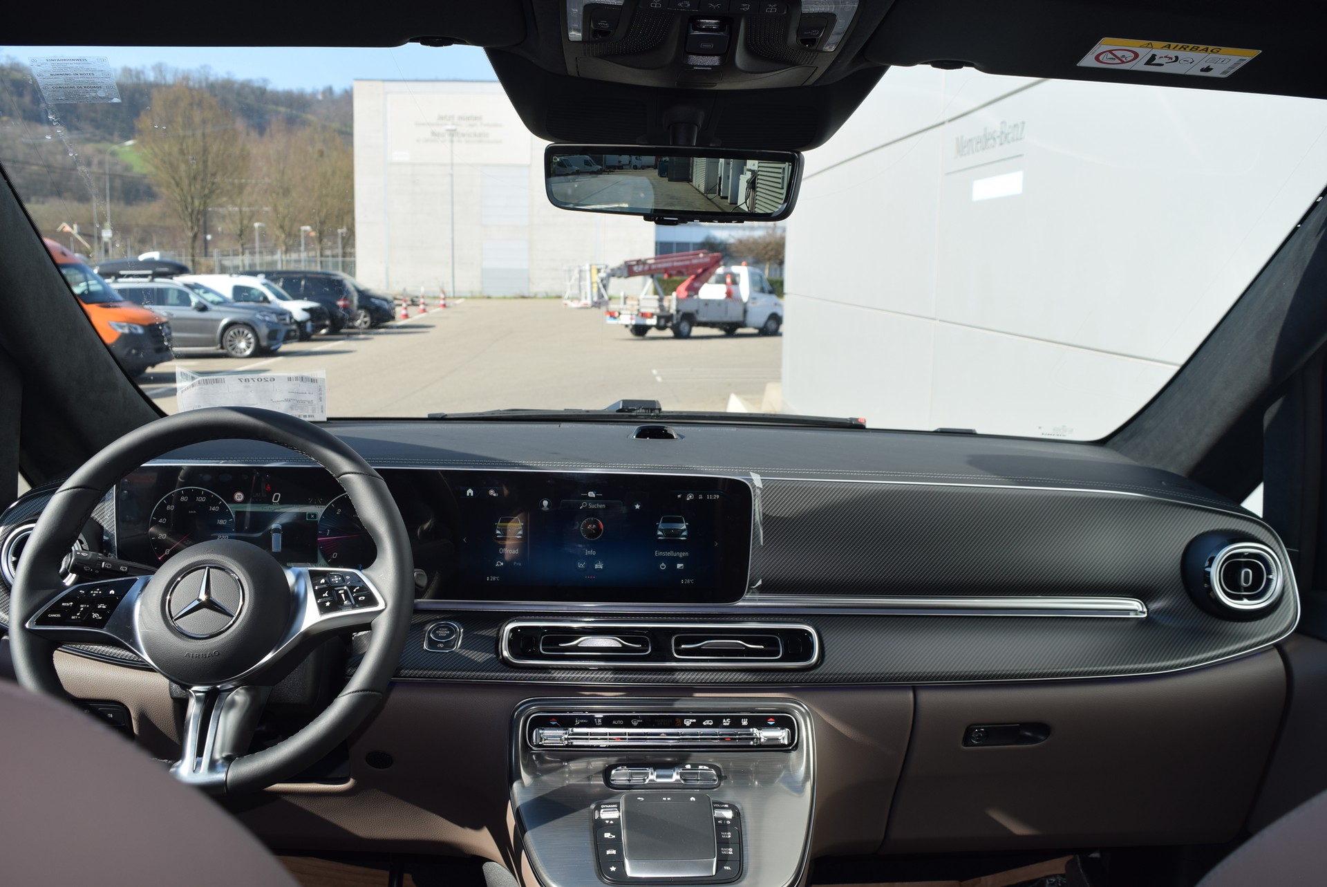 MERCEDES-BENZ V 300 d lang 4Matic Swiss Edition 9G-Tronic-image-8