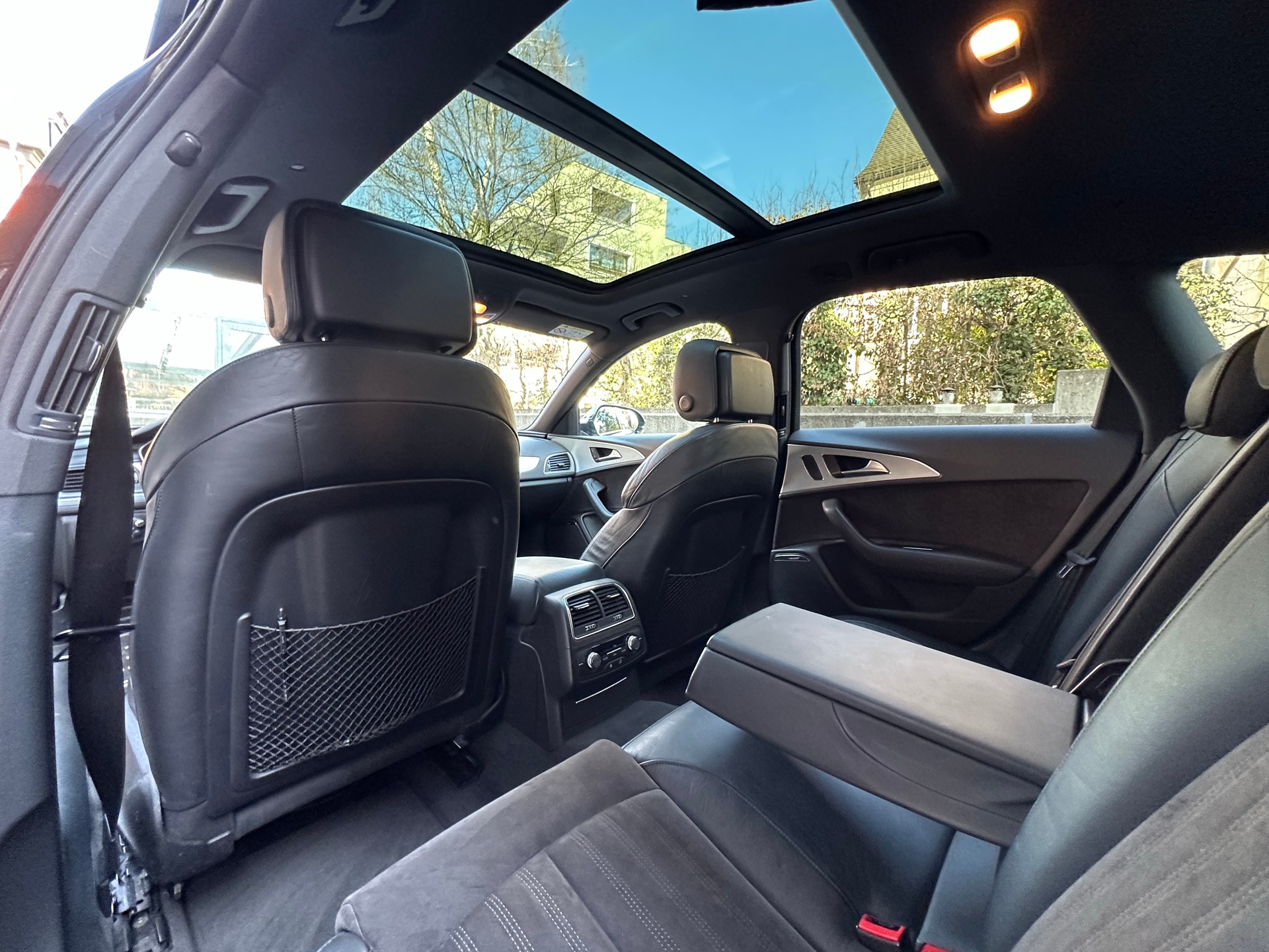 AUDI S6 Avant 4.0 TFSI V8 quattro S-tronic-image-4