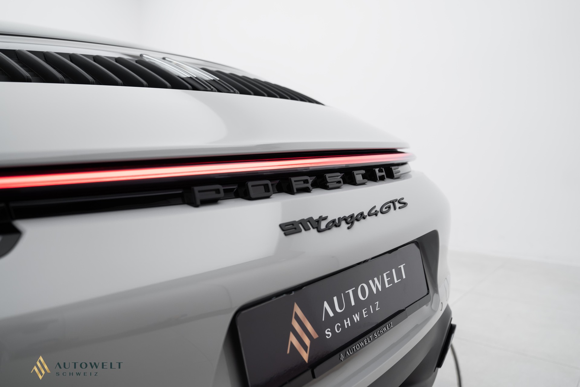 PORSCHE 911 Targa 4 GTS PDK-image-18