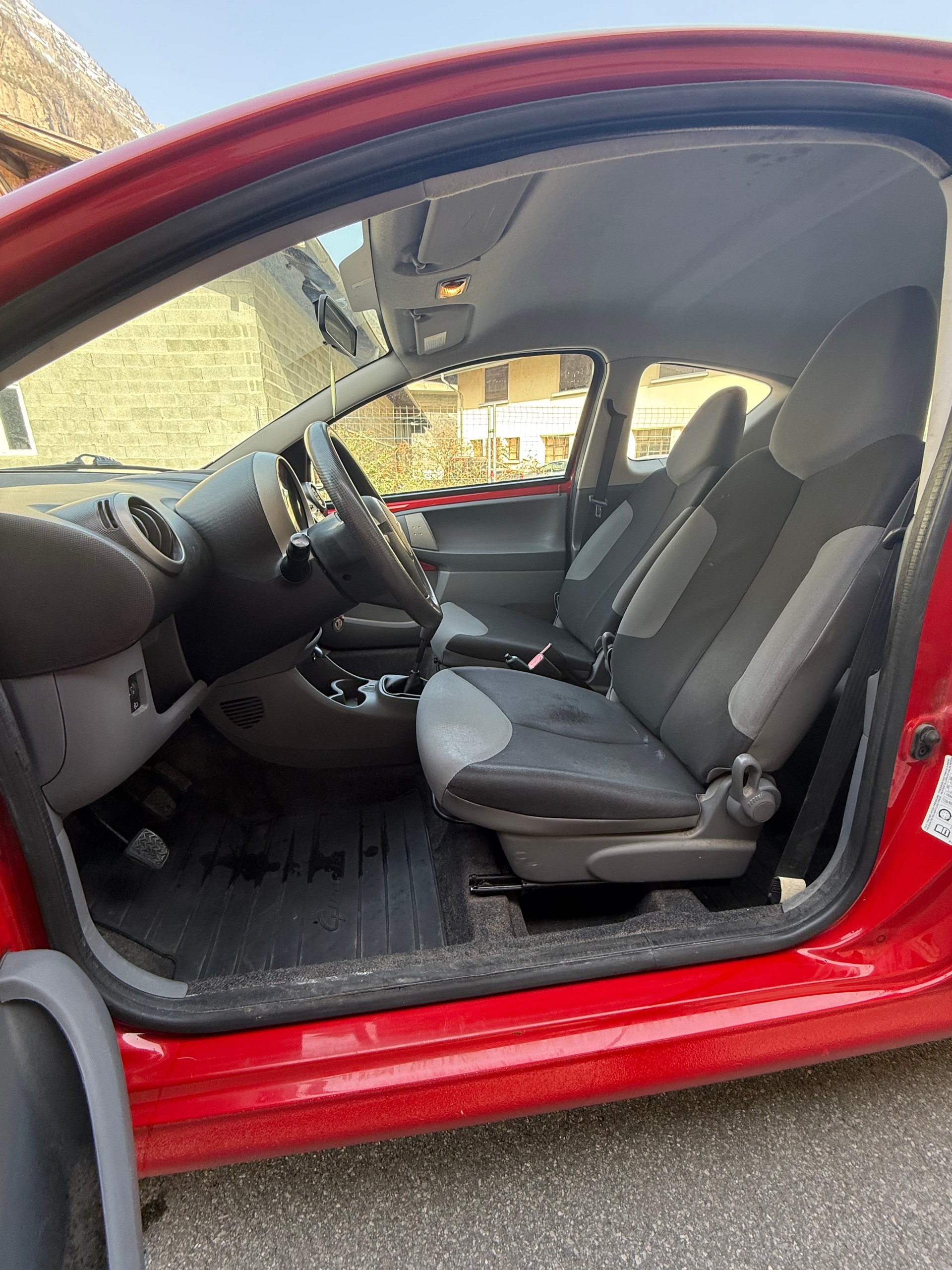 CITROEN C1 1.0i X-image-9