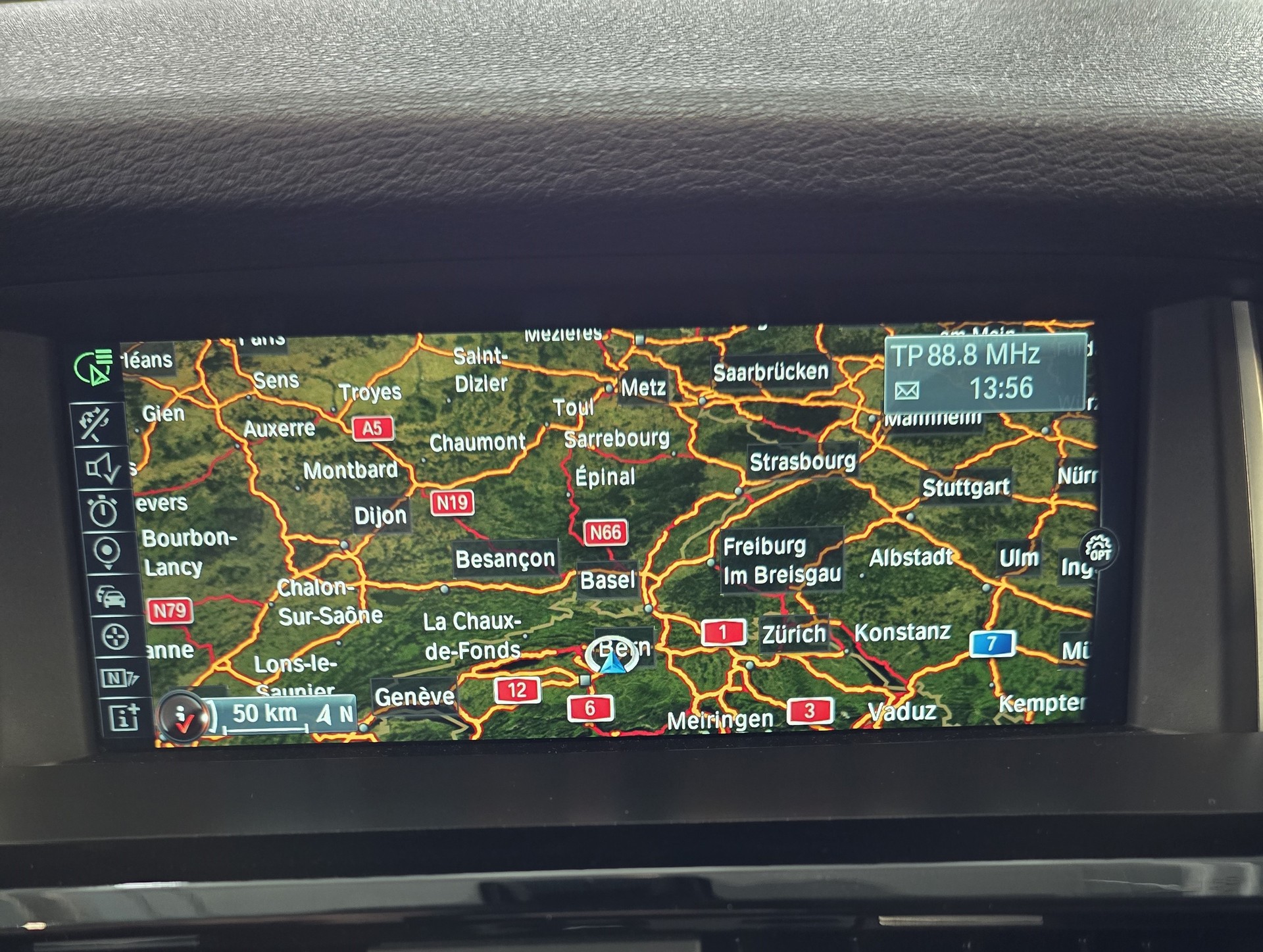 BMW X3 xDrive 20d Steptronic-image-14