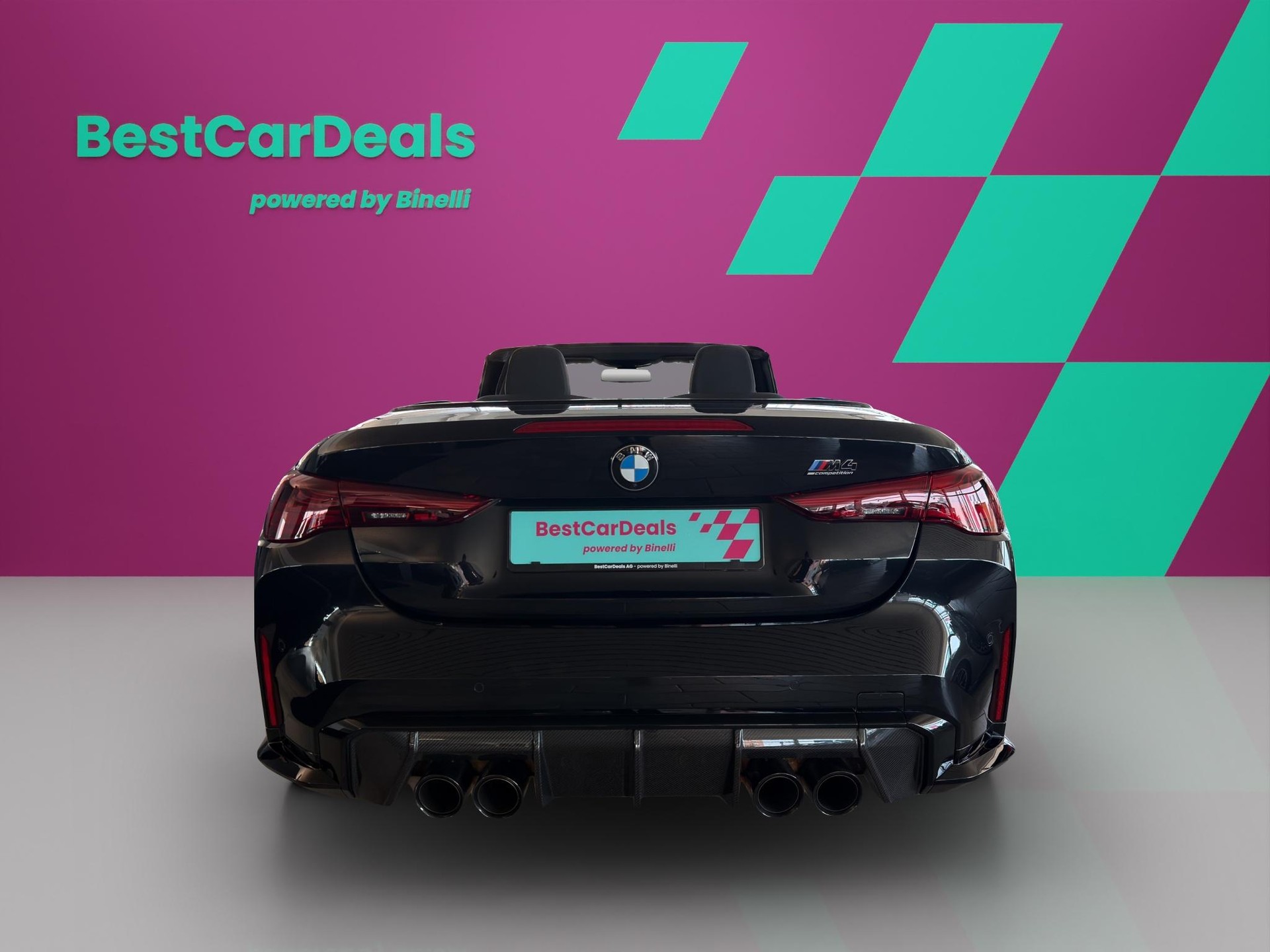 BMW M4 Competition xDrive Cabrio-image-3