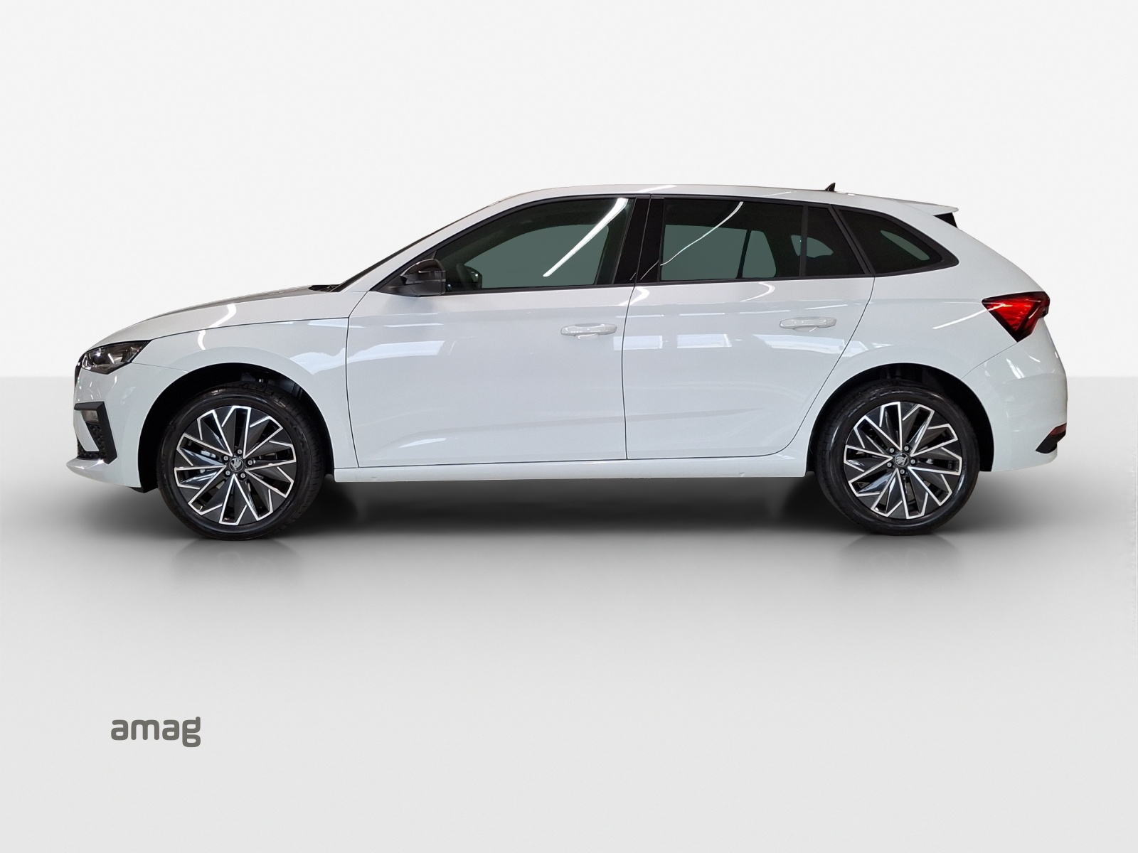 SKODA Scala 1.5 TSI Dynamic DSG-image-1
