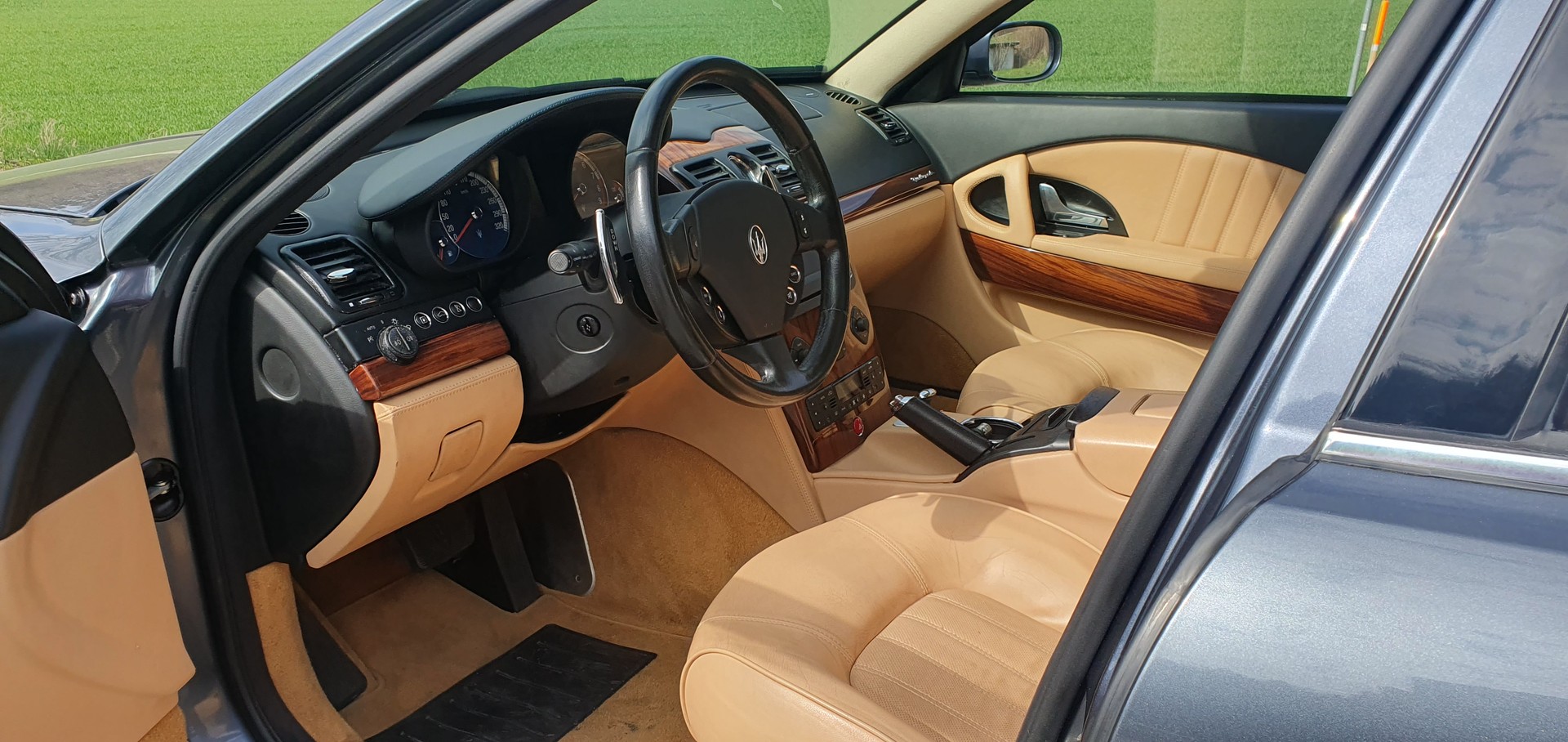 MASERATI Quattroporte 4.2 V8 DuoSelect-image-5