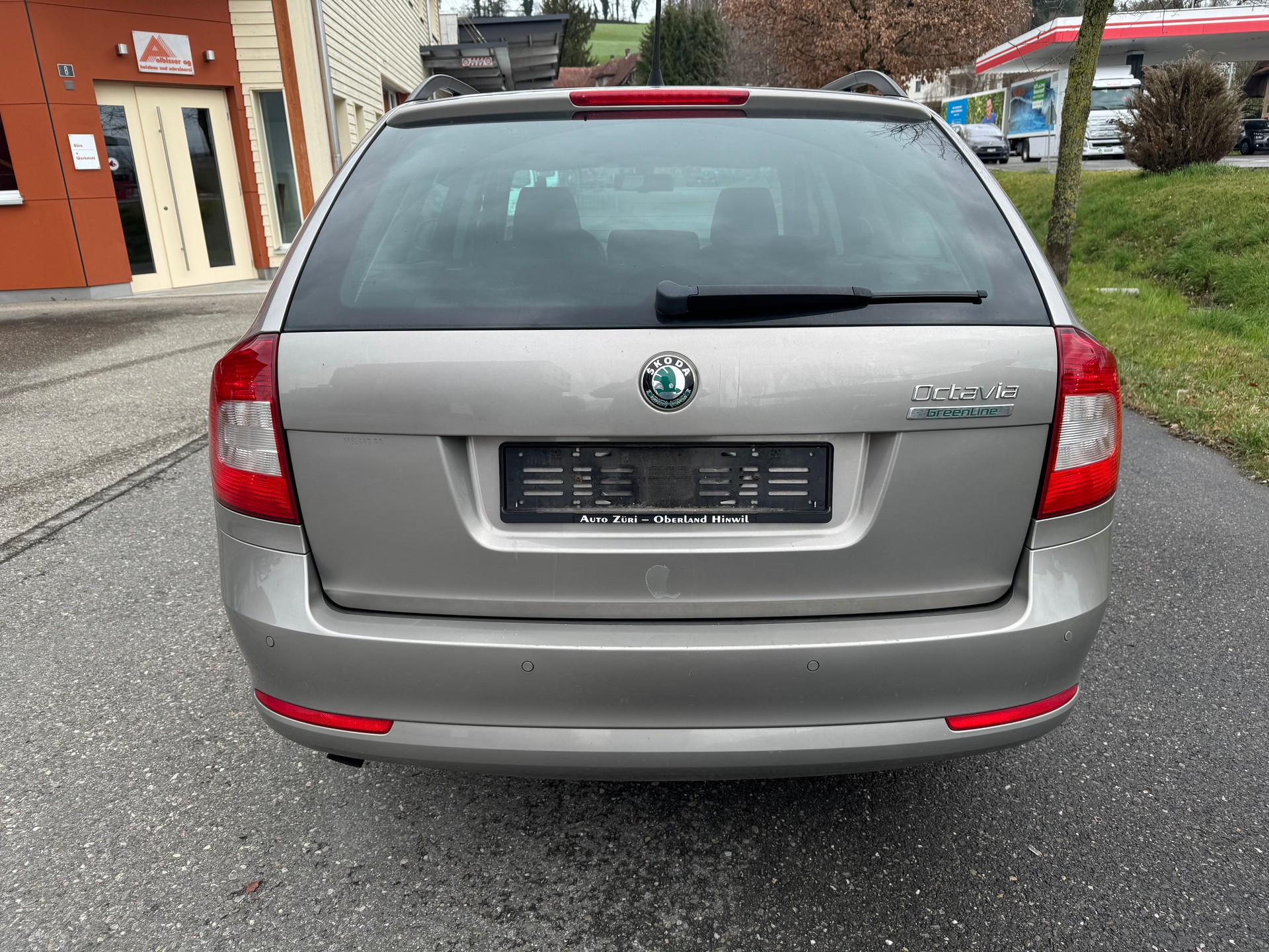 SKODA Octavia Combi 1.6 TDI Greenline-image-3