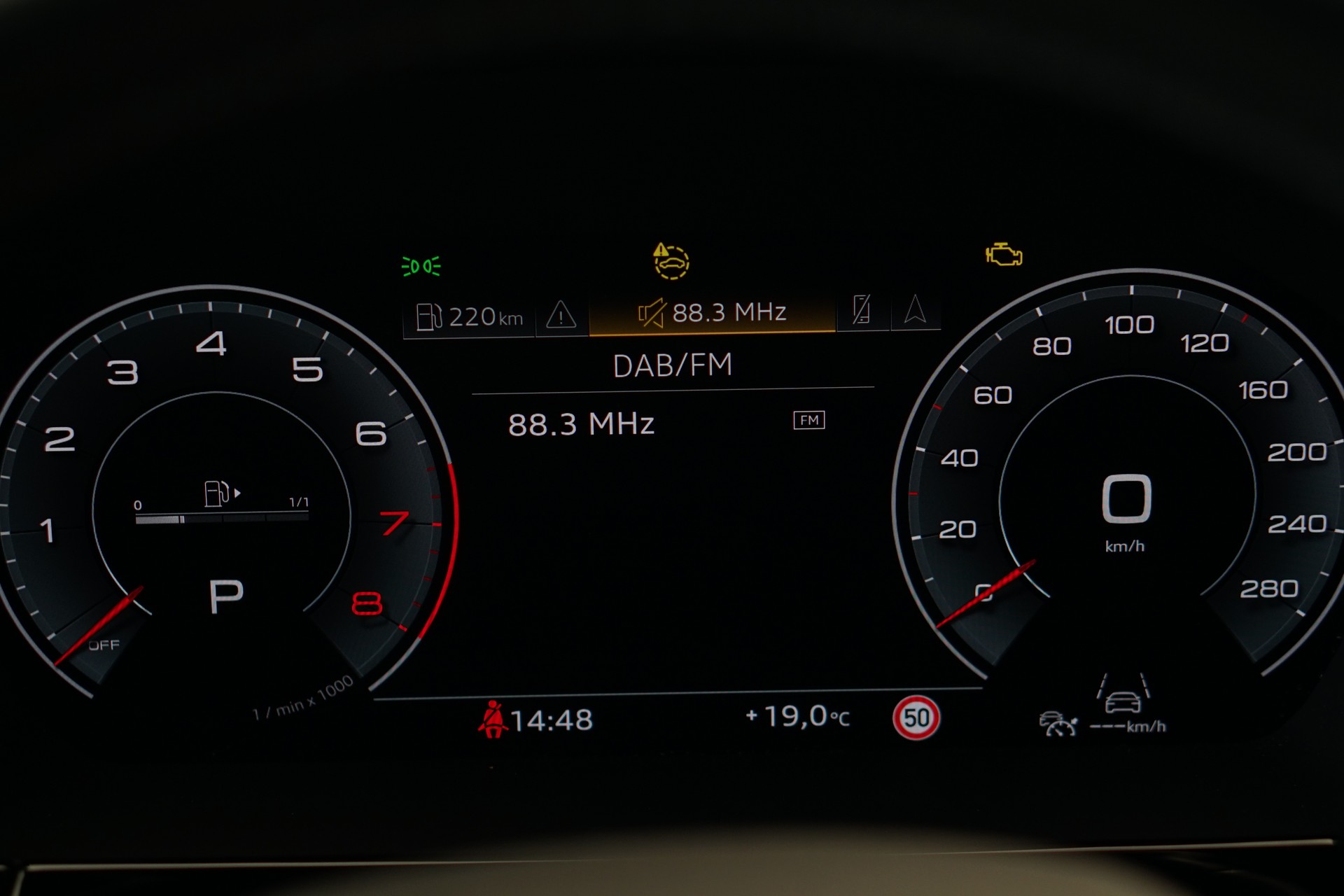 AUDI A3 Sportback 35 TFSI S line S-tronic-image-21