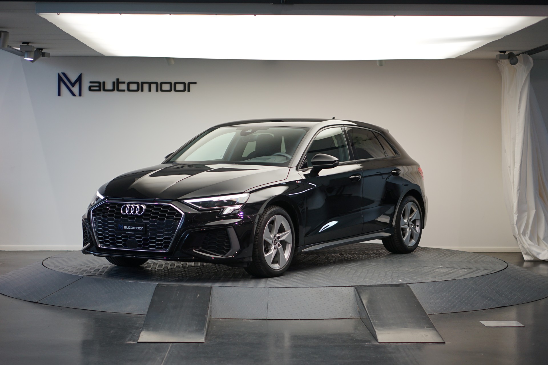 AUDI A3 Sportback 35 TFSI S line S-tronic-image-0