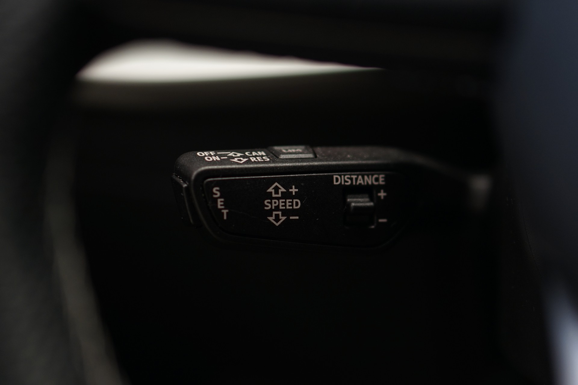 AUDI A3 Sportback 35 TFSI S line S-tronic-image-26