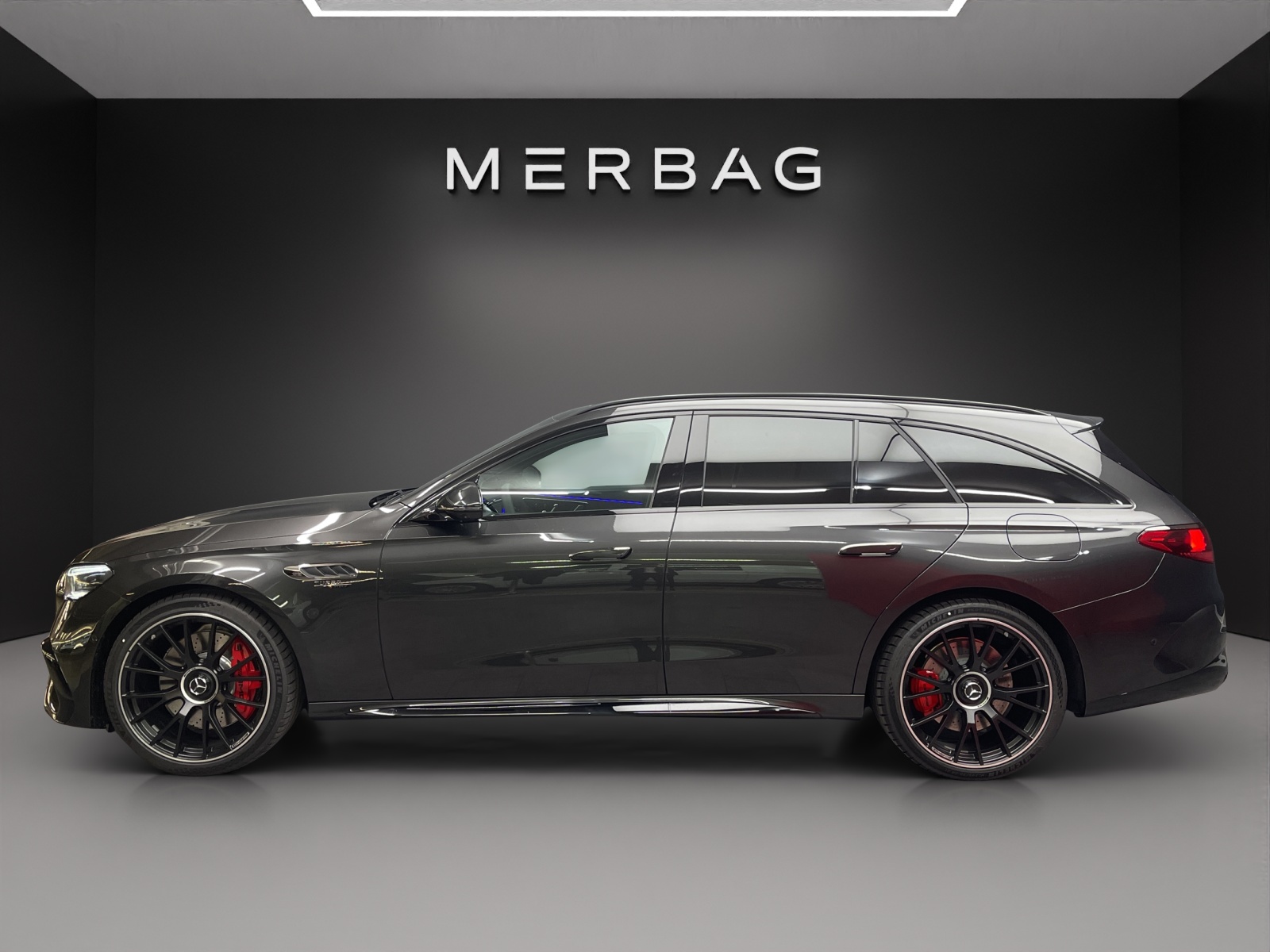 MERCEDES-BENZ E 53 Hybrid 4M+ 9G-Tronic-image-2