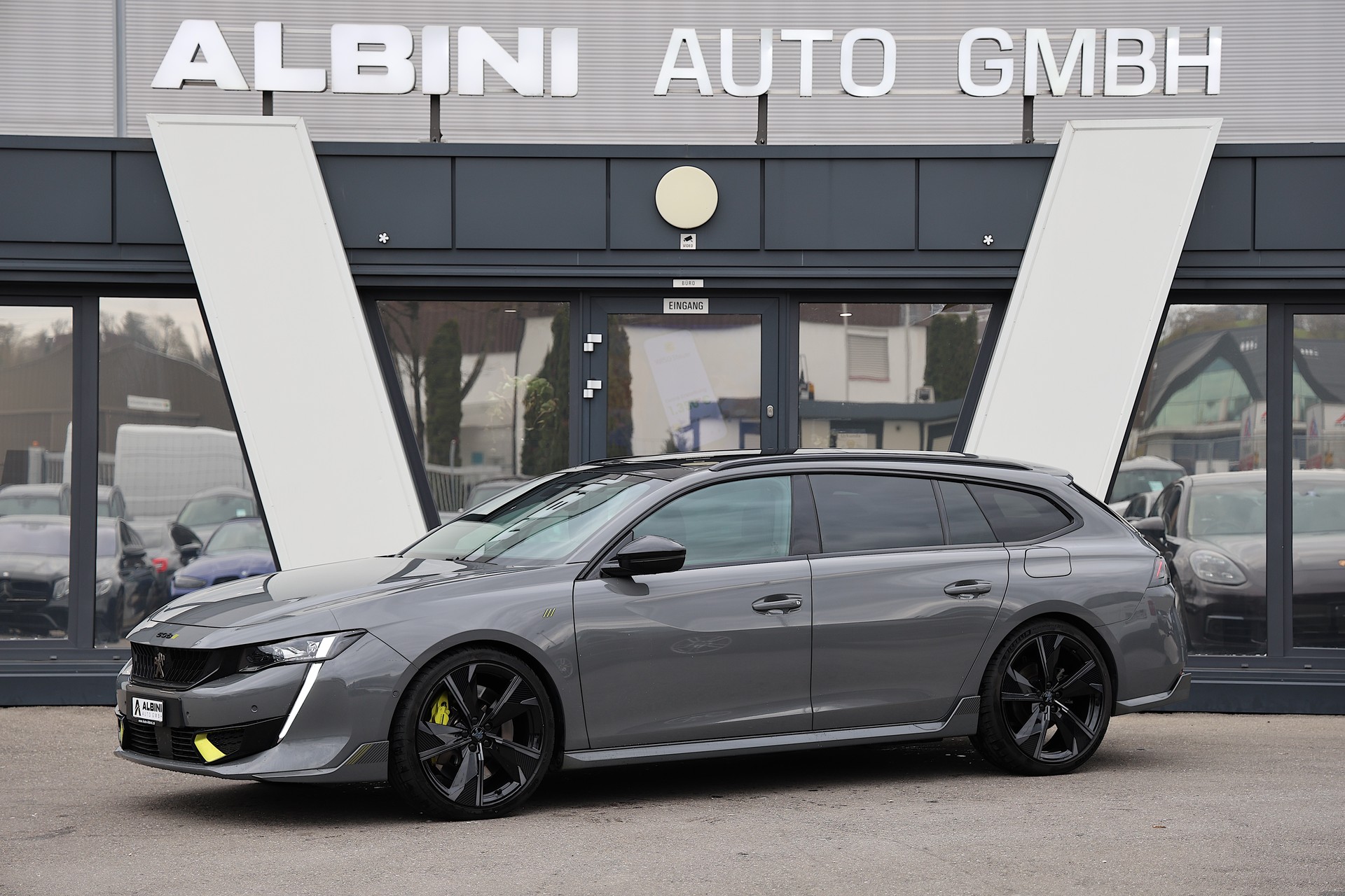 PEUGEOT 508 SW Hybrid4 360 e Sport Engineered-image-0