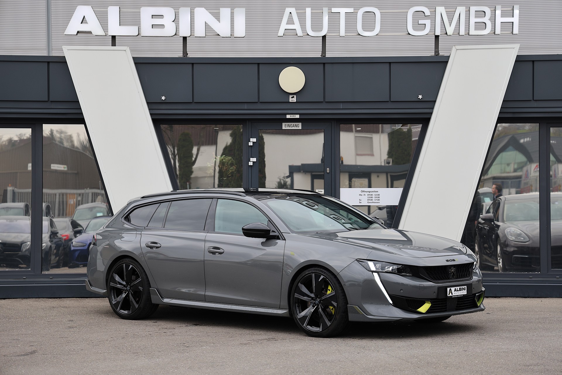 PEUGEOT 508 SW Hybrid4 360 e Sport Engineered-image-1