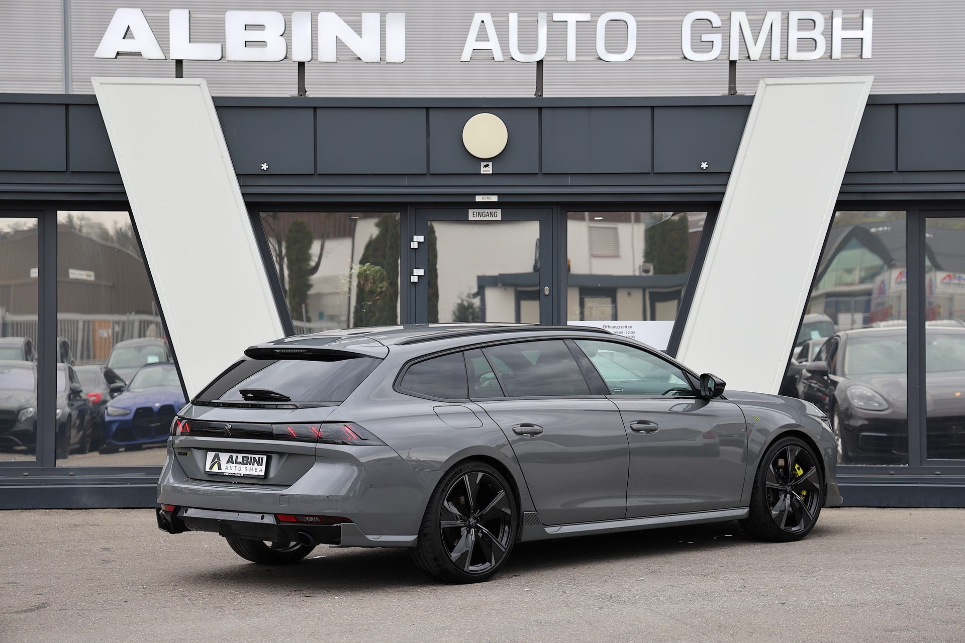 PEUGEOT 508 SW Hybrid4 360 e Sport Engineered-image-2