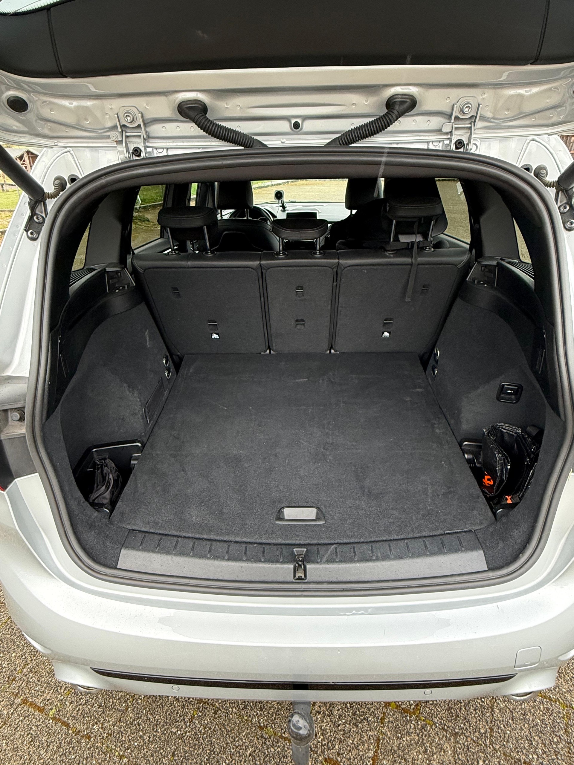 BMW 218d xDrive Gran Tourer Steptronic-image-11