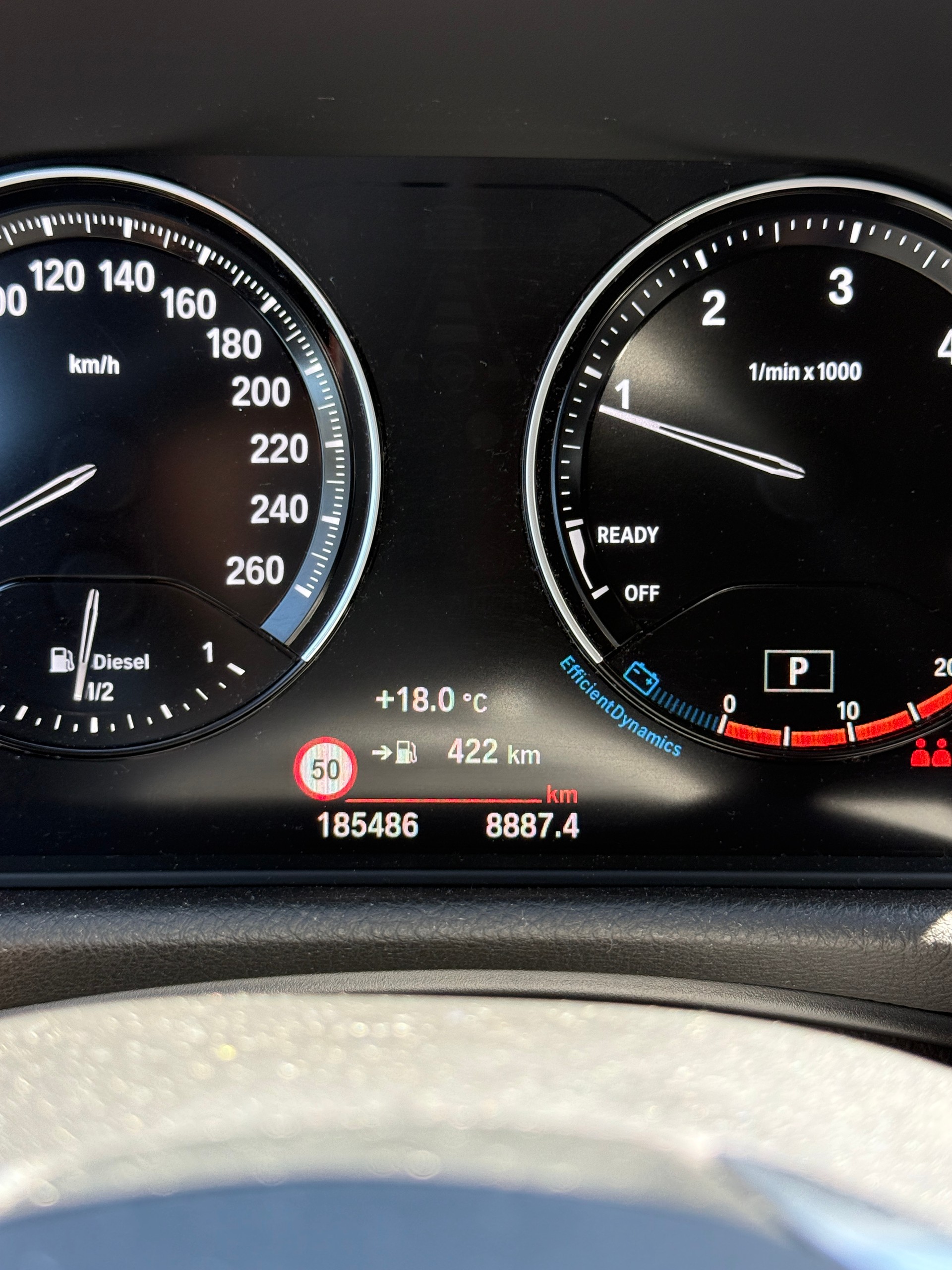 BMW 218d xDrive Gran Tourer Steptronic-image-12