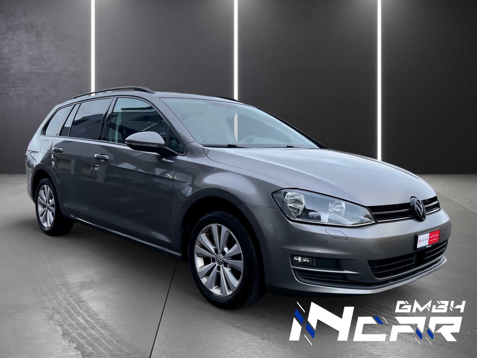 VW Golf Variant 1.6 TDI Comfortline 4Motion-image-1