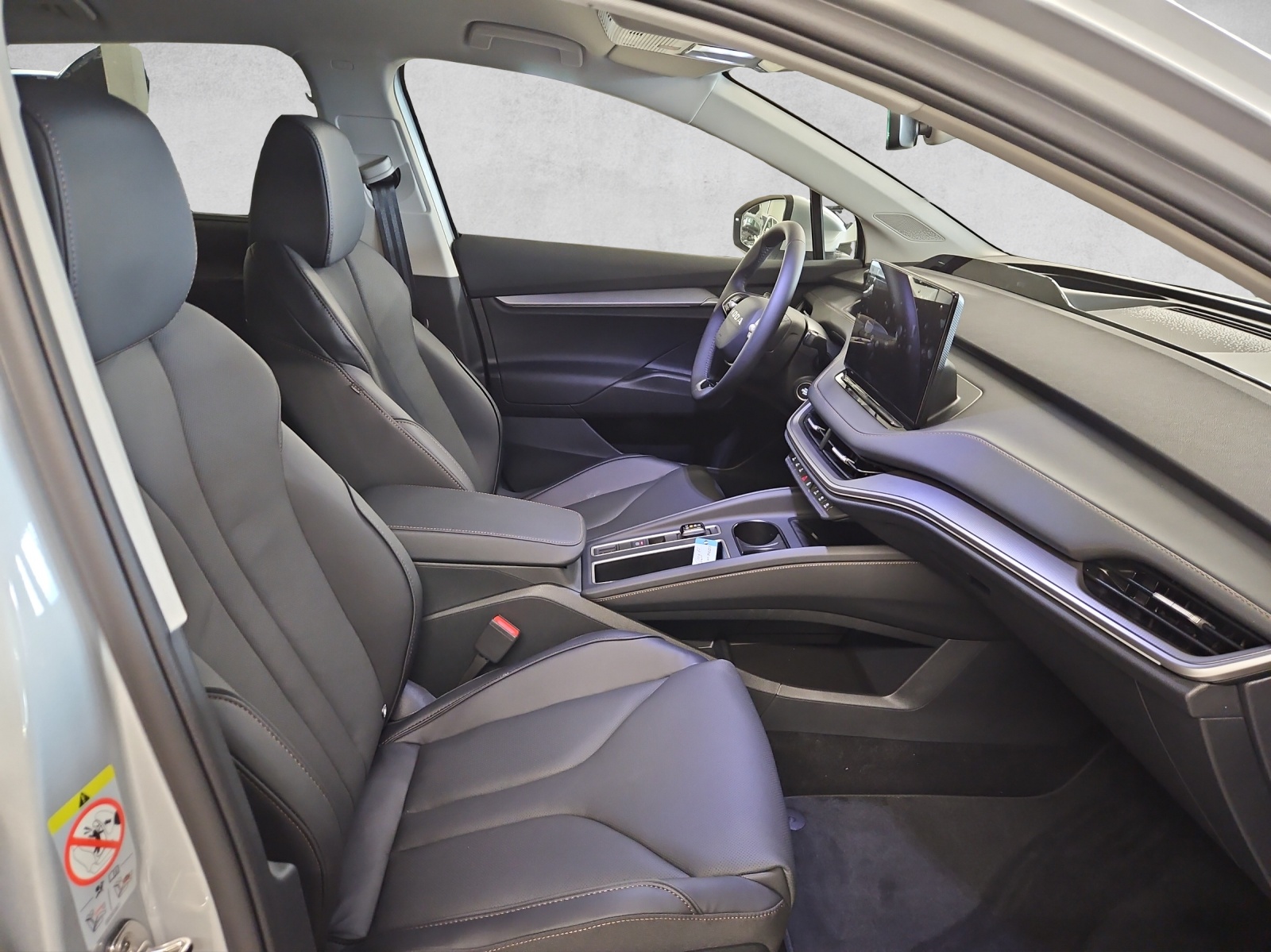 SKODA Elroq 85-image-9