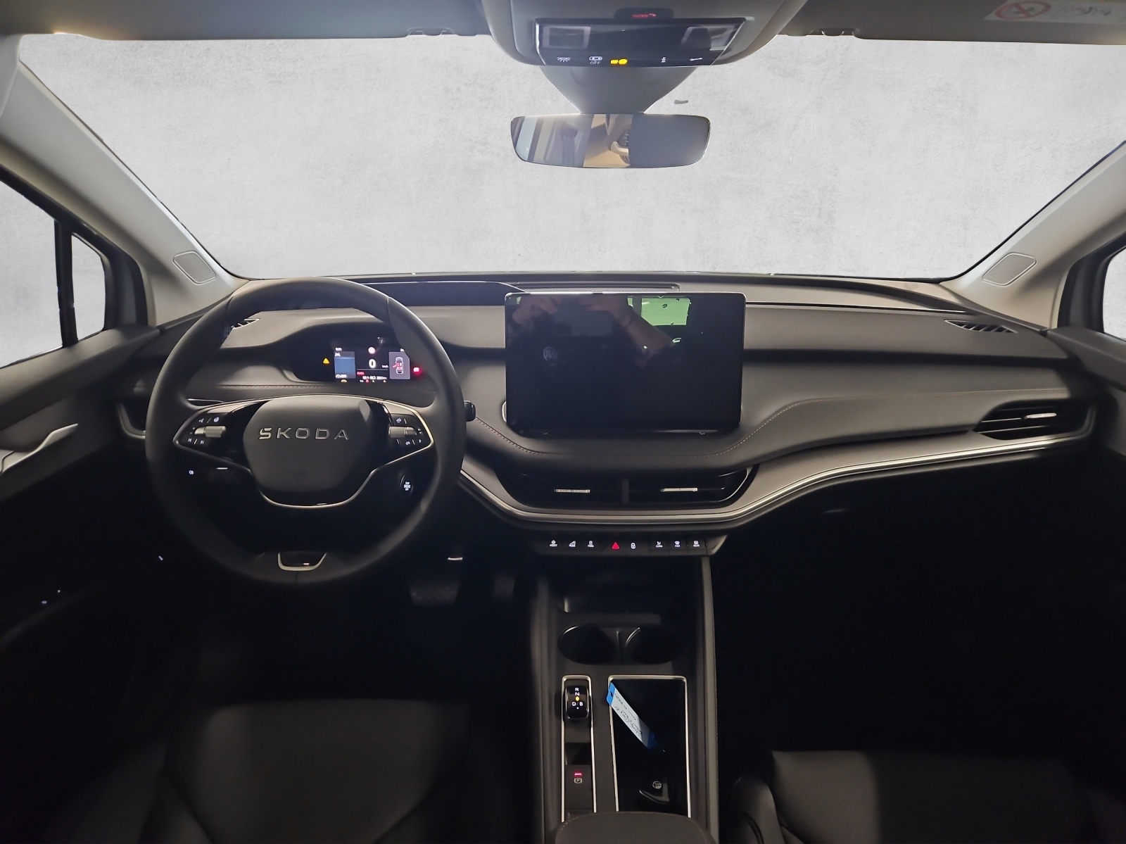 SKODA Elroq 85-image-8
