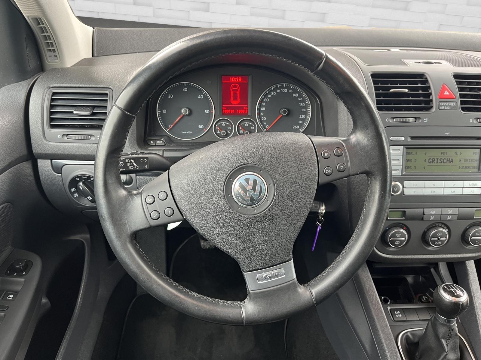 VW Golf V 2.0 TDI DPF GT Sport 4motion-image-13