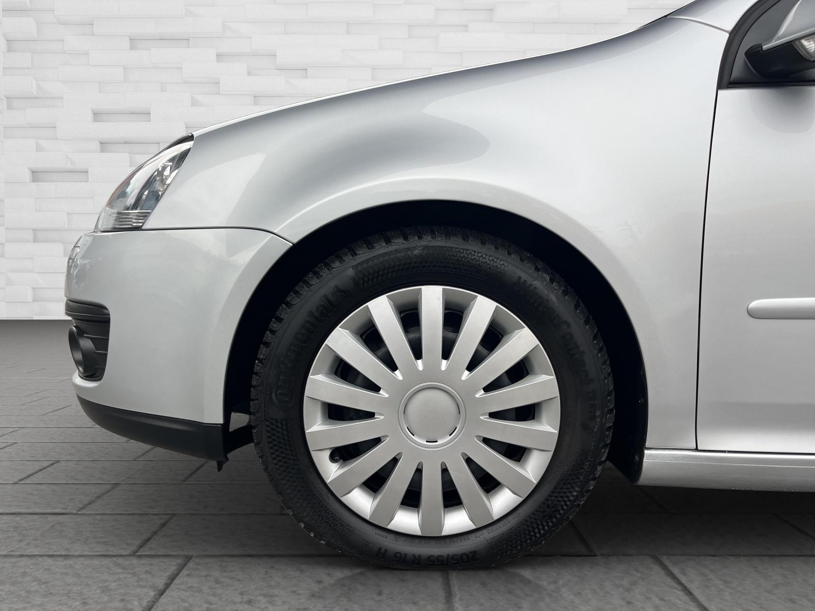 VW Golf V 2.0 TDI DPF GT Sport 4motion-image-10