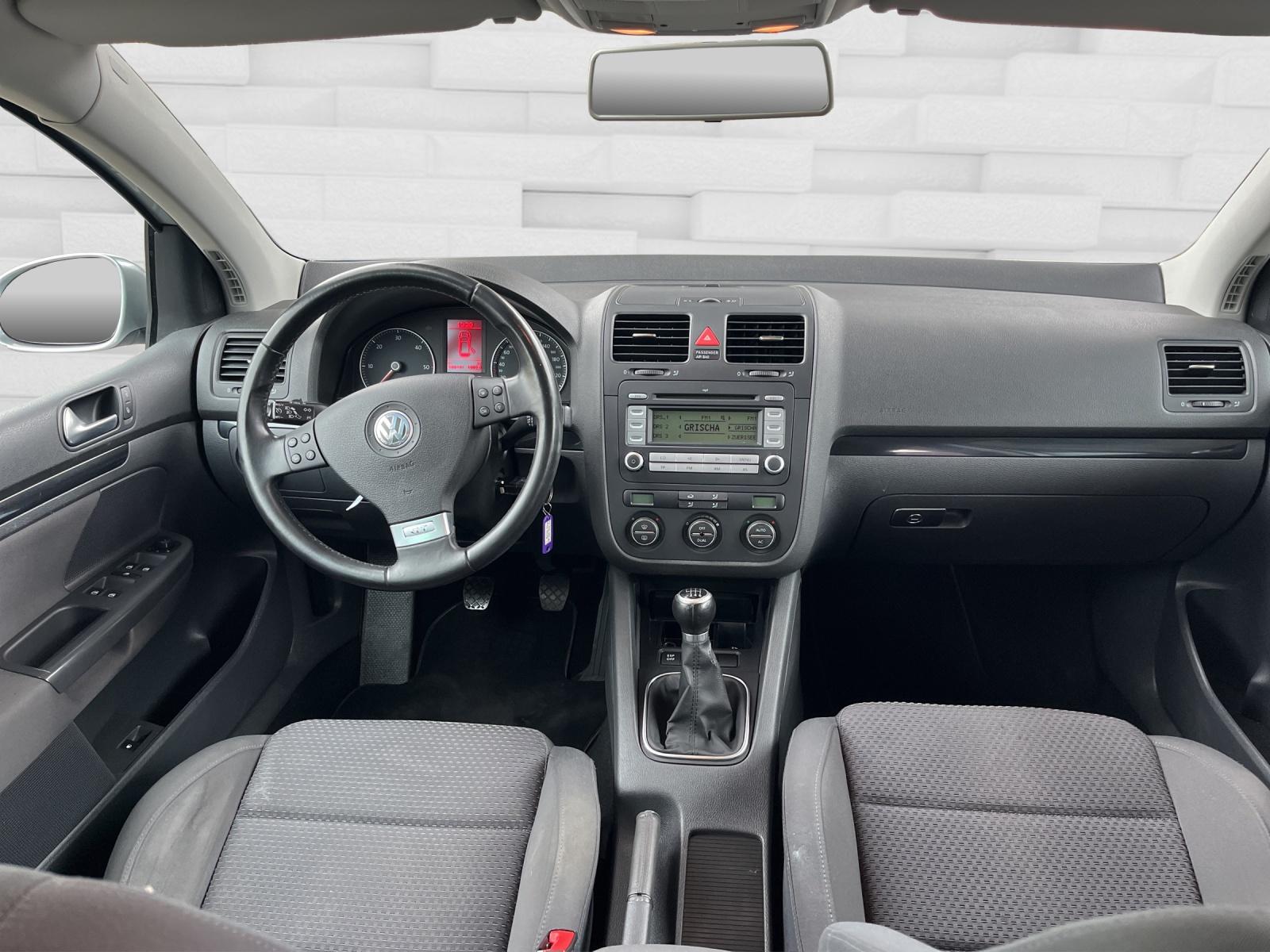 VW Golf V 2.0 TDI DPF GT Sport 4motion-image-14