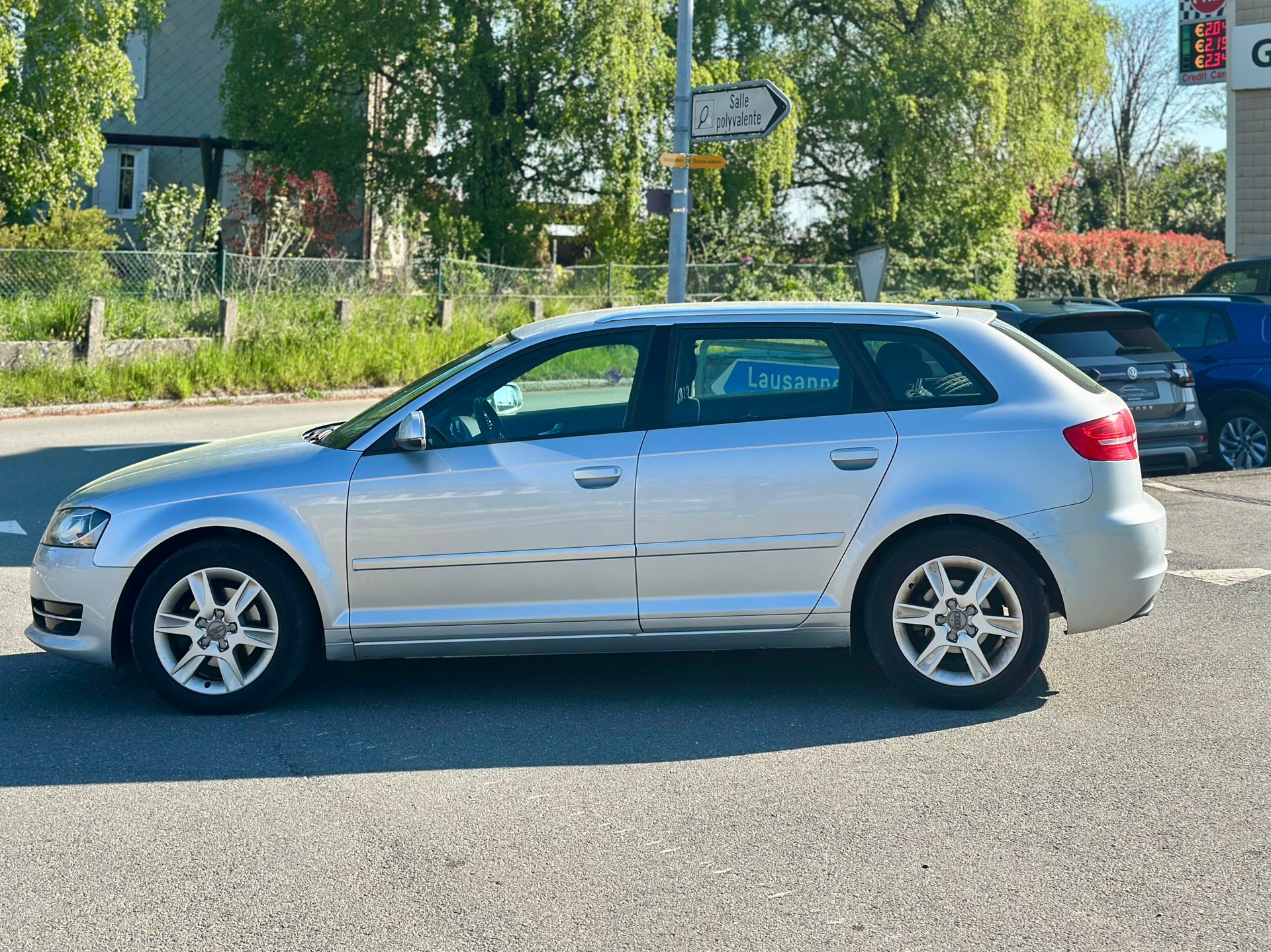 AUDI A3 Sportback 1.2 TFSI Ambiente-image-5
