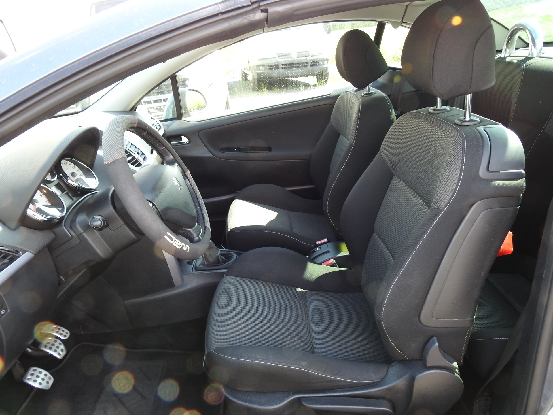PEUGEOT 207 CC 1.6 16V Sport-image-12