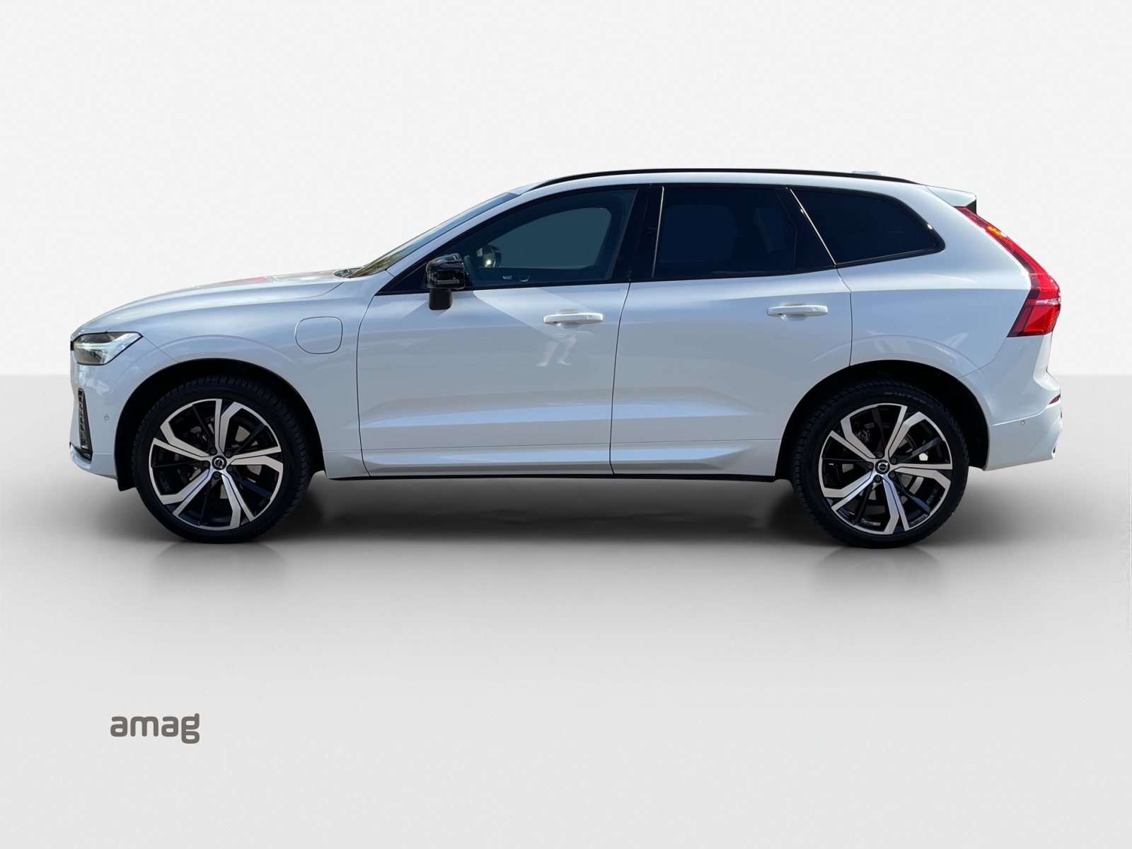 VOLVO XC60 T6 eAWD R-Design Geartronic-image-1
