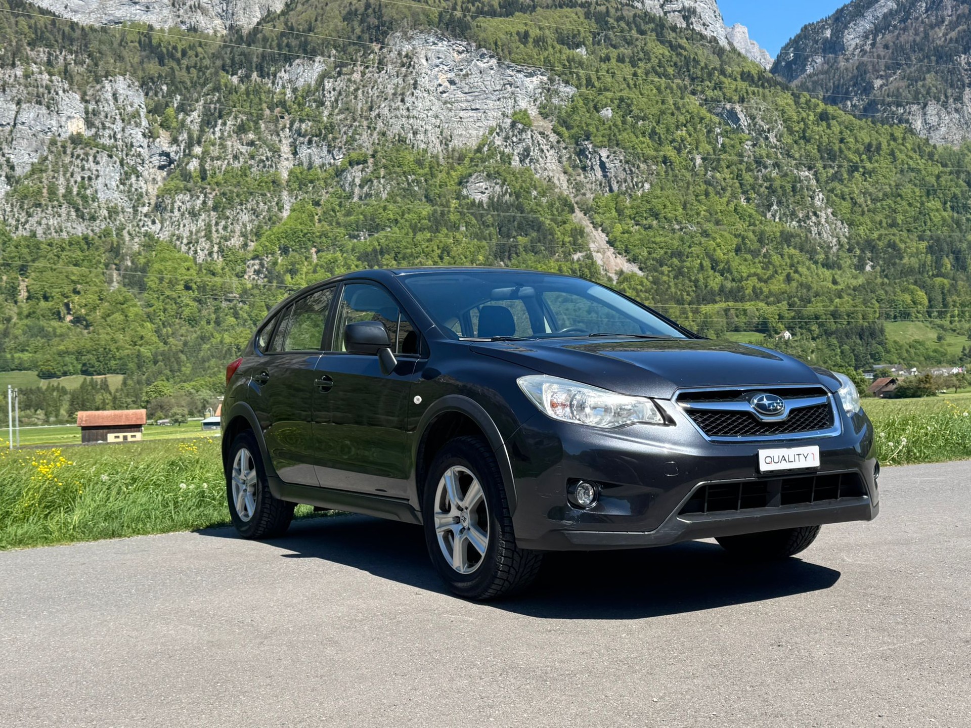 SUBARU XV 1.6 Swiss One-showroom-element-2