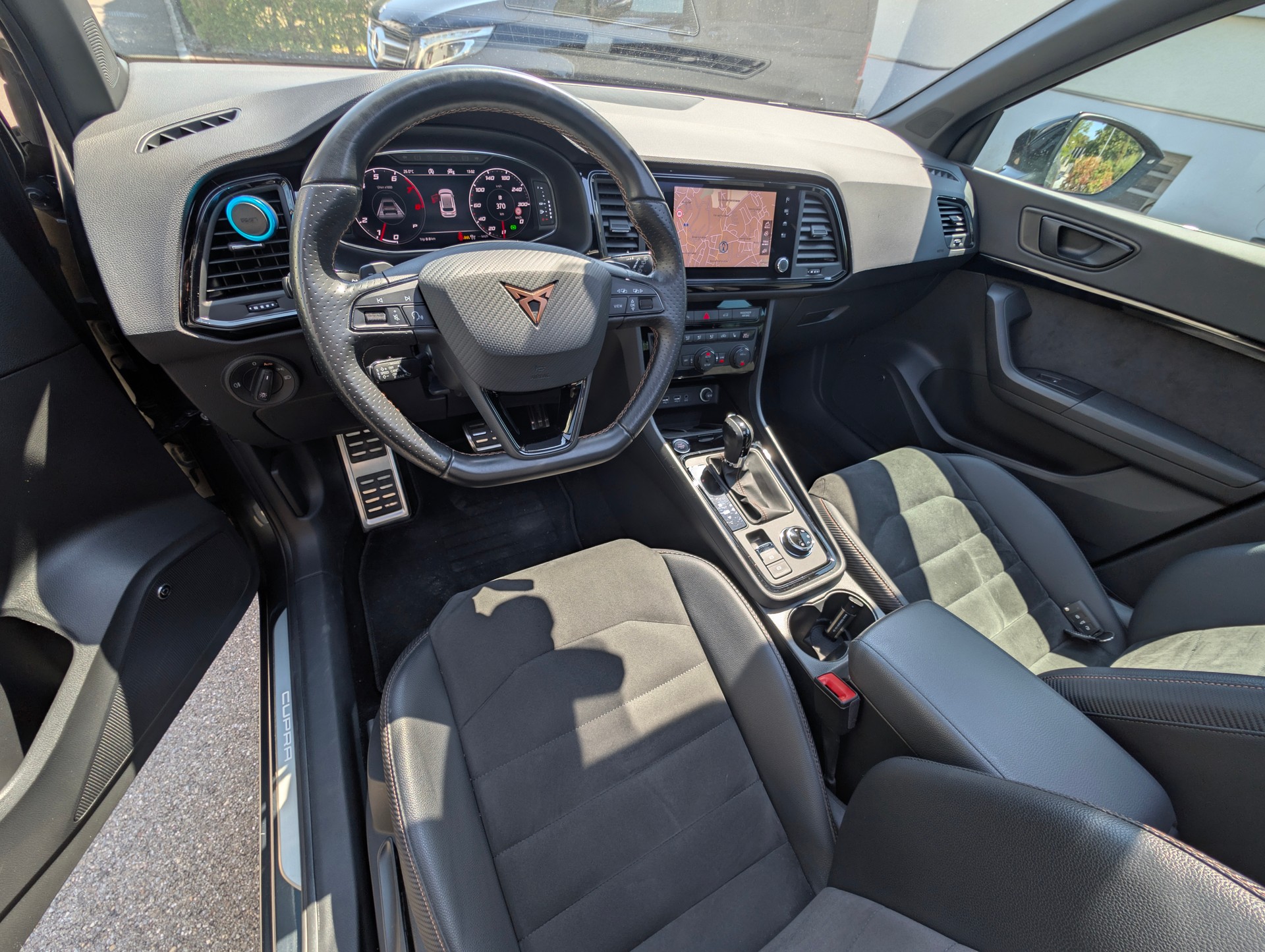 CUPRA ATECA 2.0TSI 4 Drive DSG-image-7