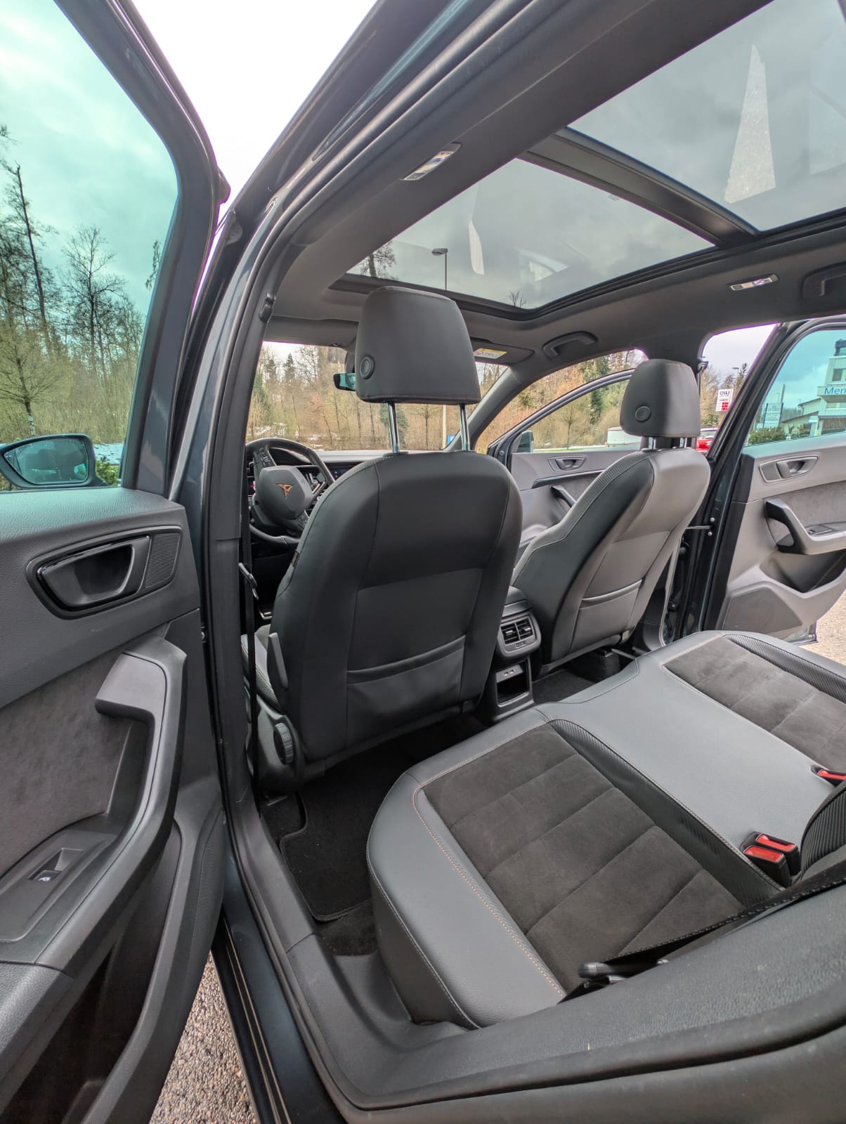 CUPRA ATECA 2.0TSI 4 Drive DSG-image-12