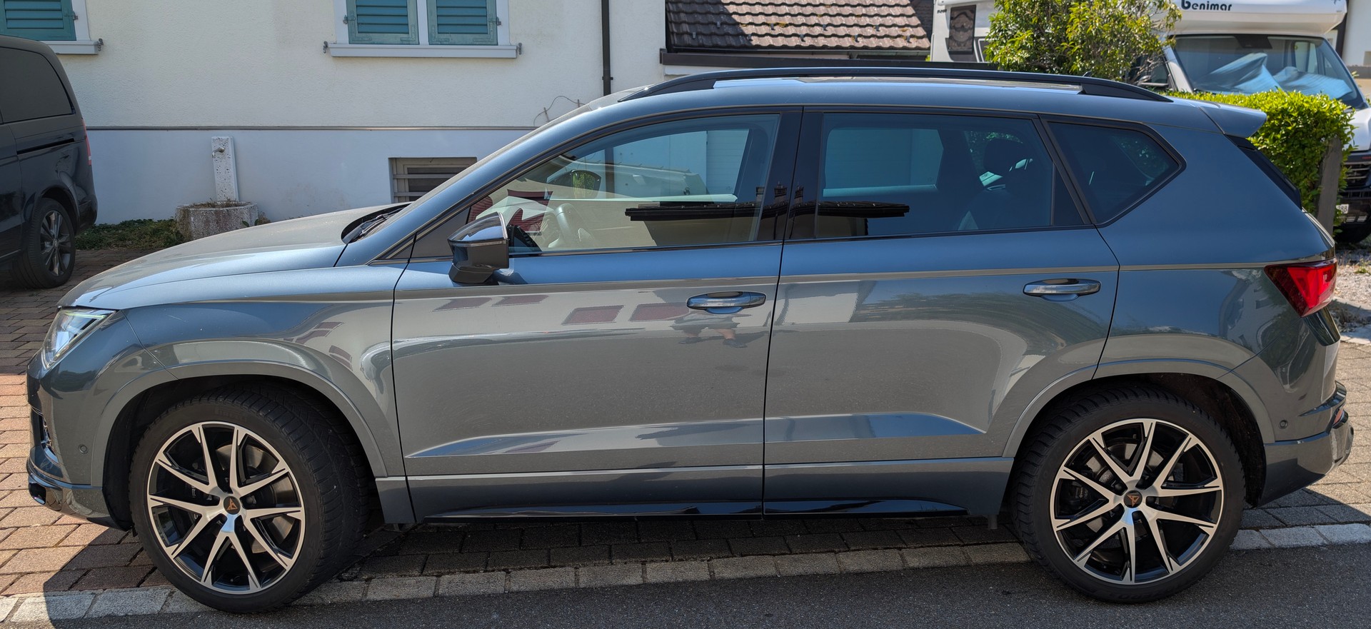 CUPRA ATECA 2.0TSI 4 Drive DSG-image-2