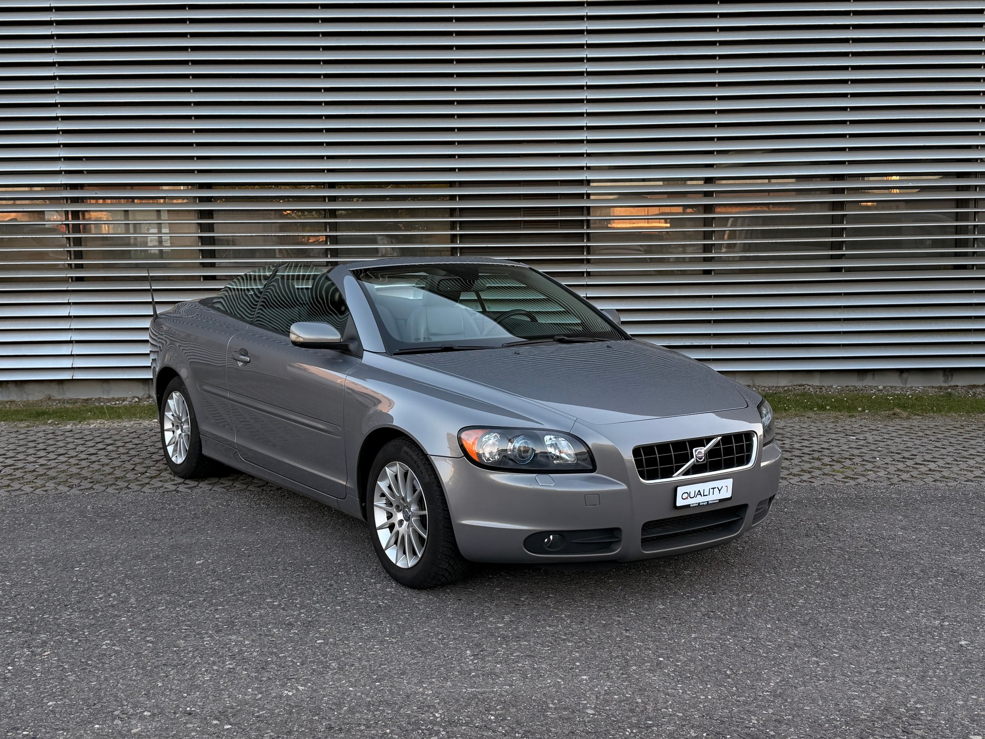 VOLVO C70 T5 Summum FRISCH MFK-image-0