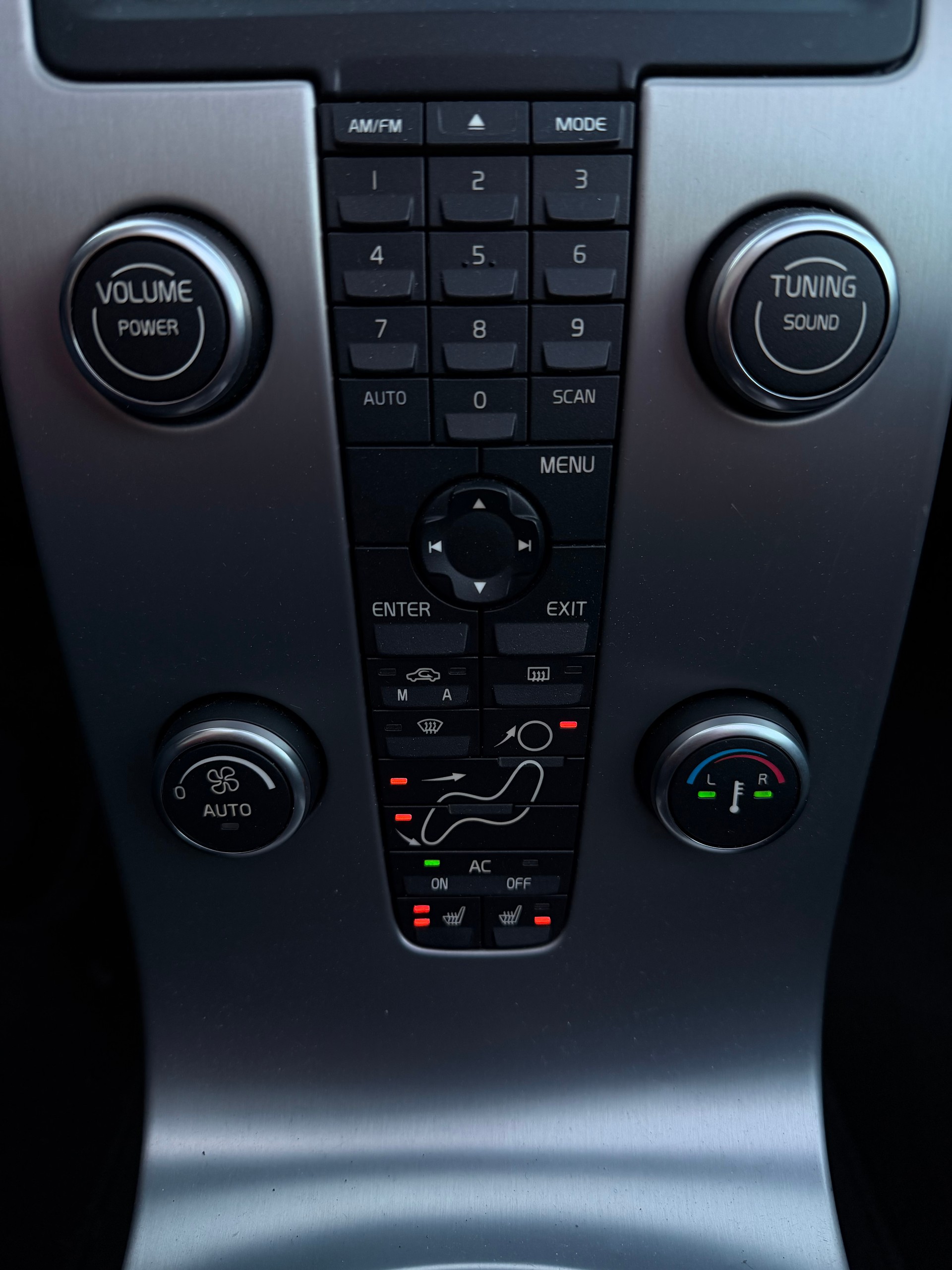 VOLVO C70 T5 Summum FRISCH MFK-image-11