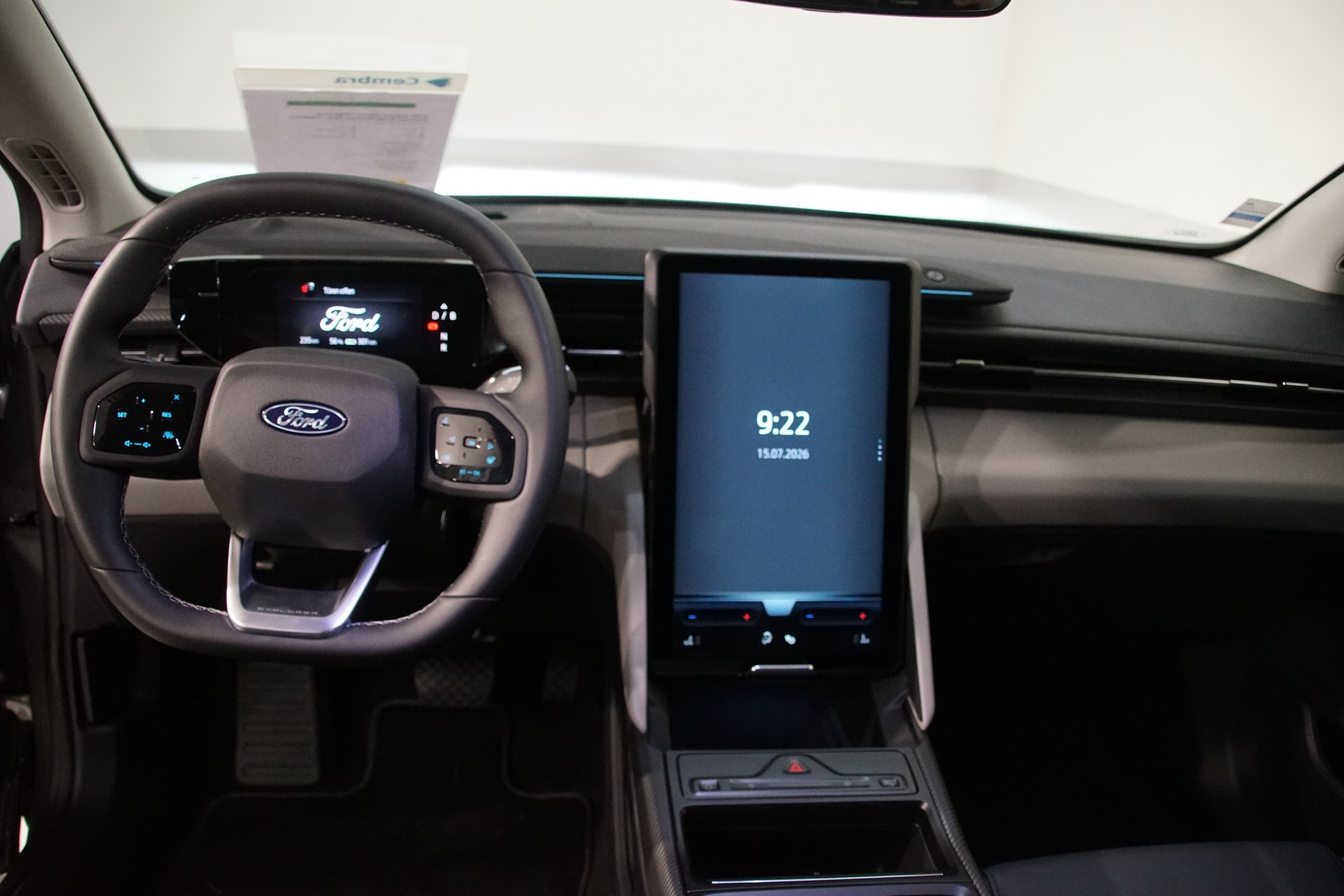FORD Explorer Elektro 77kWh Dual Extended Range Premium AWD ++SWISS++-image-13