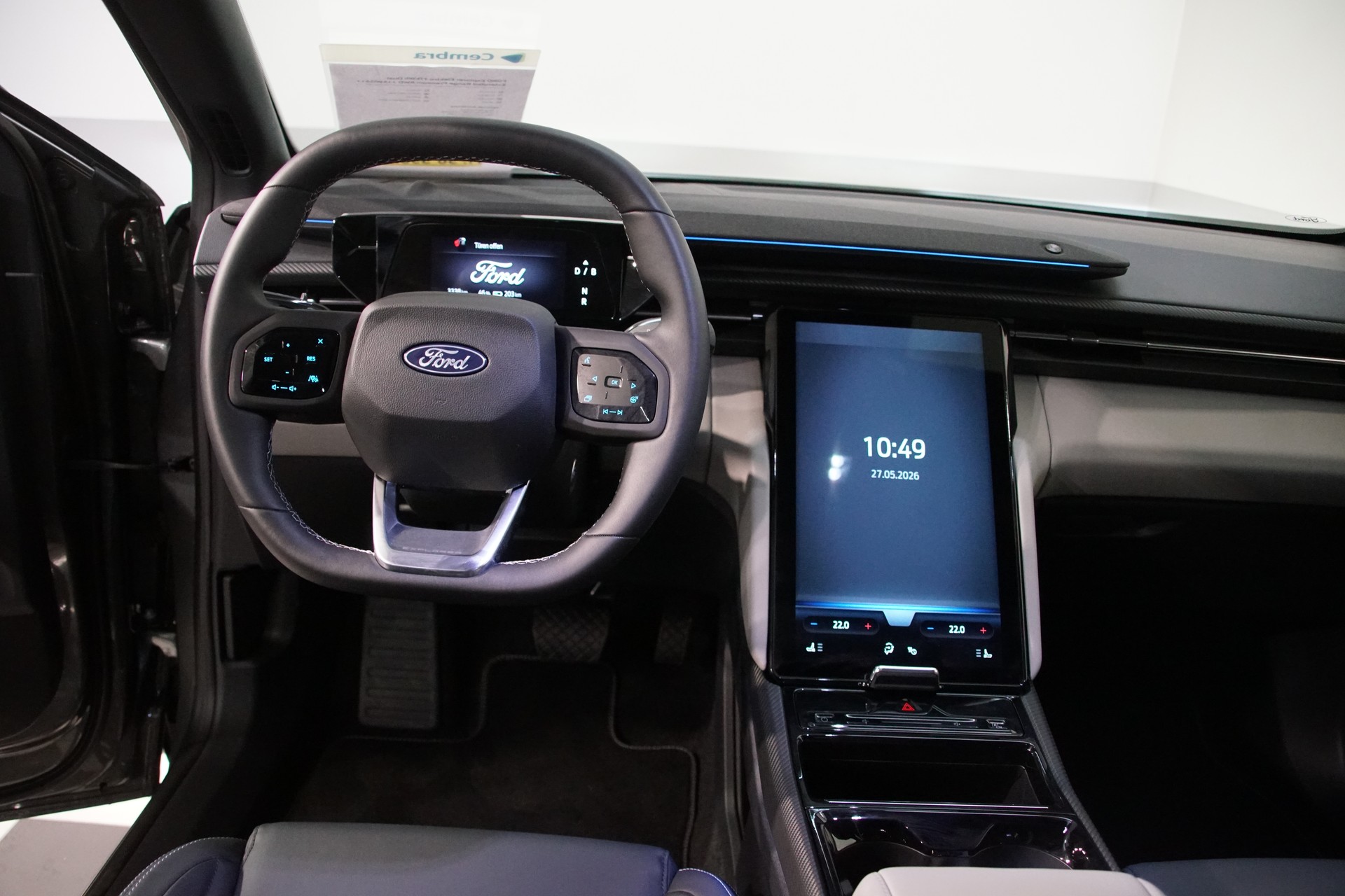 FORD Explorer Elektro 77kWh Dual Extended Range Premium AWD ++SWISS++-image-7