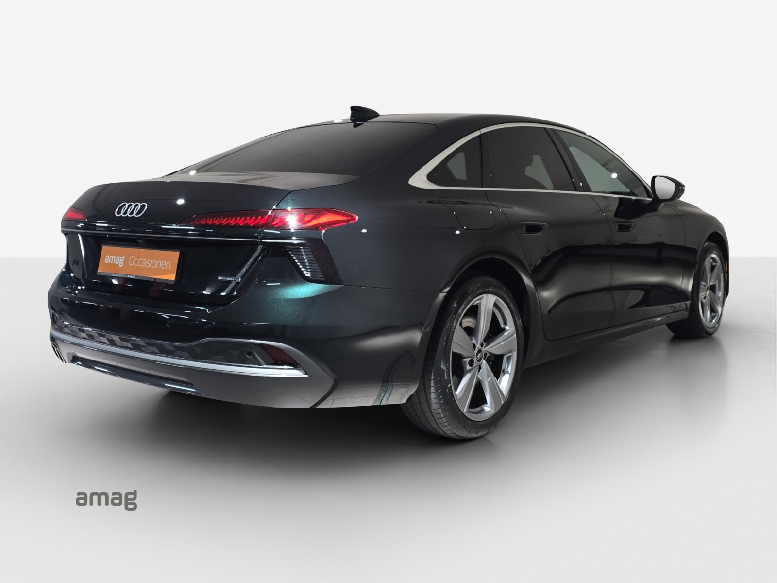 AUDI A6 Limousine TDI quattro 150 kW S tronic-image-4