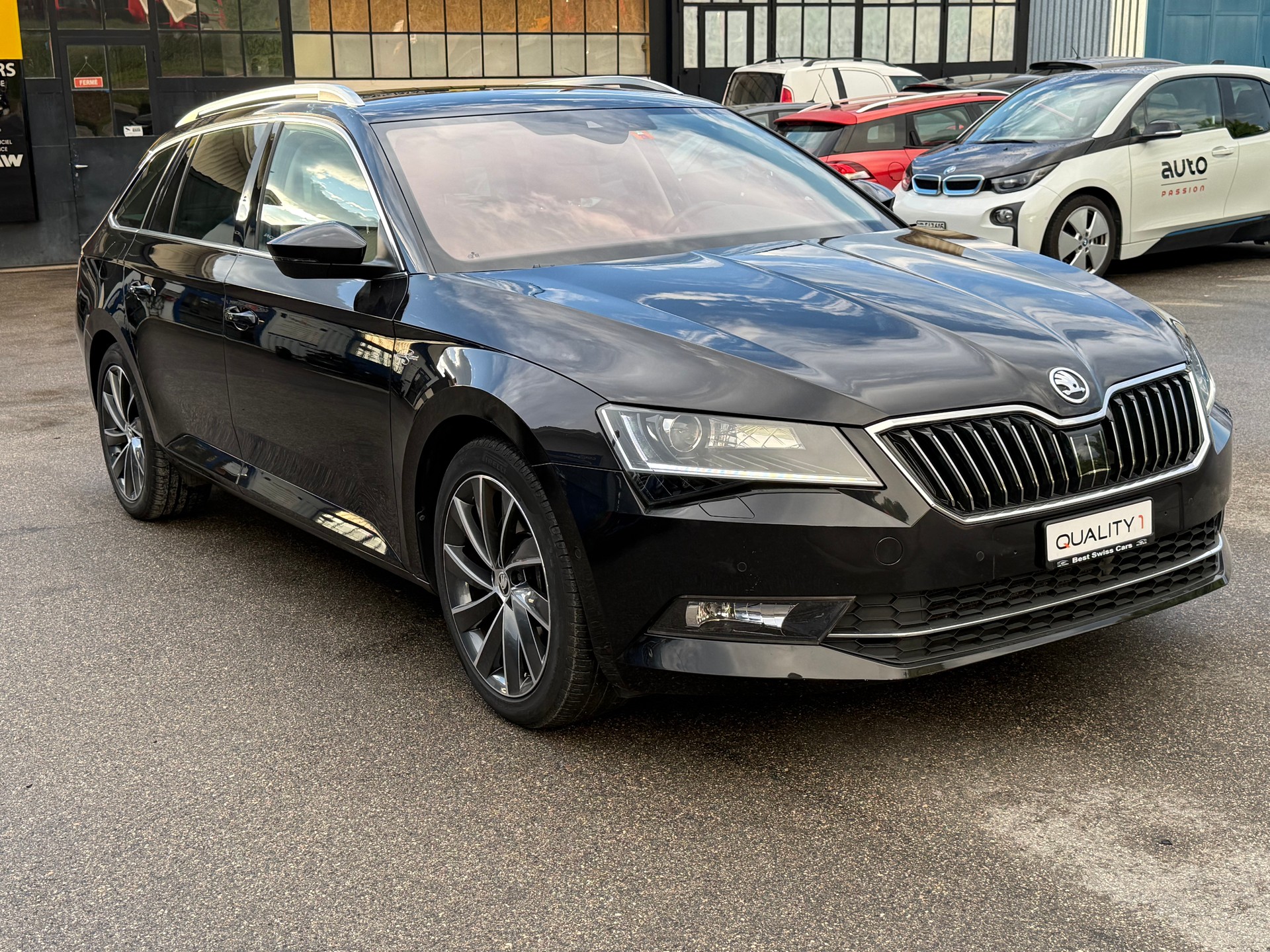SKODA Superb Combi 2.0 TSI L&K DSG 4x4-image-1