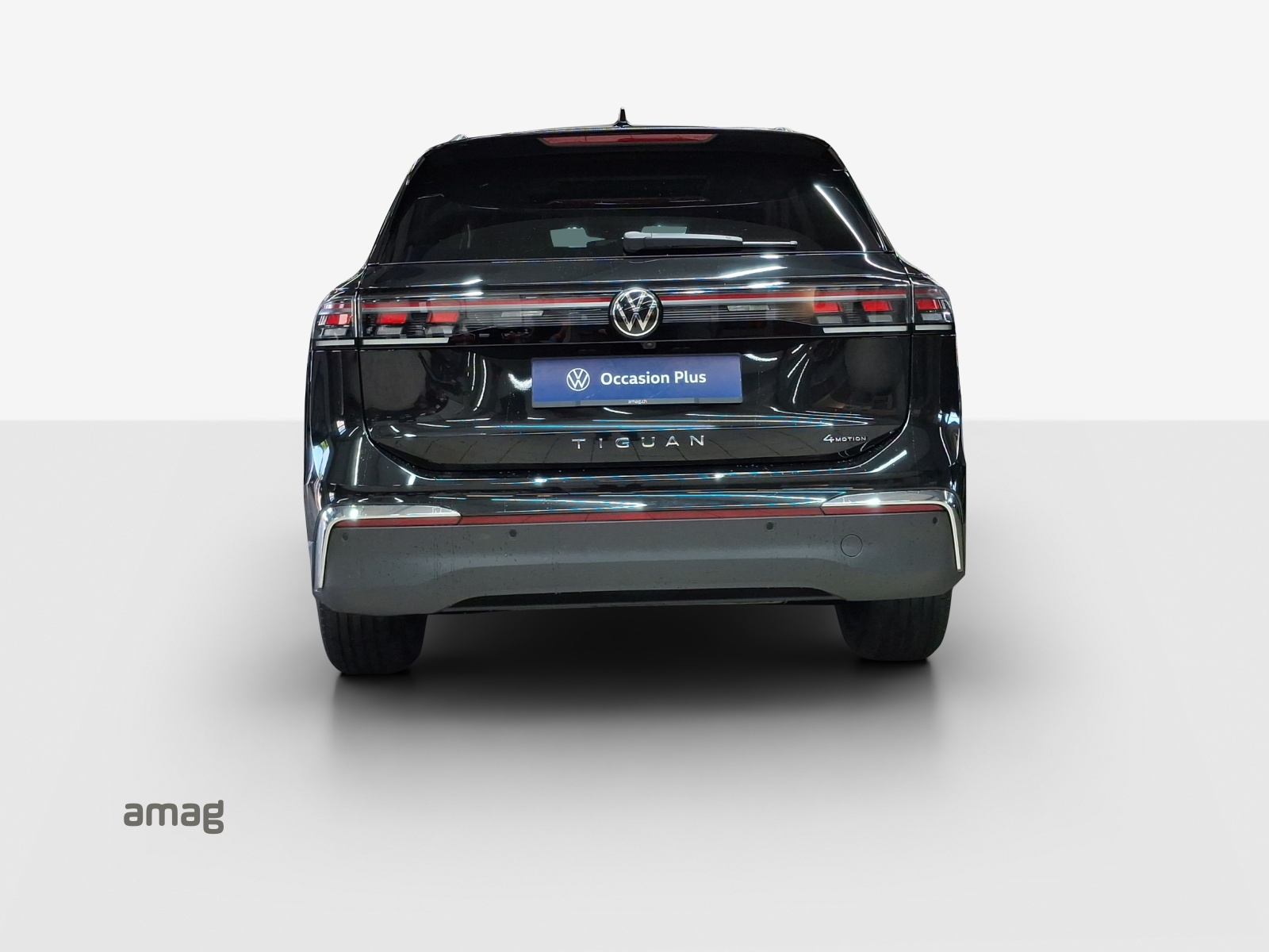 VW Tiguan 2.0 TSI DSG Elegance 4Motion-image-3