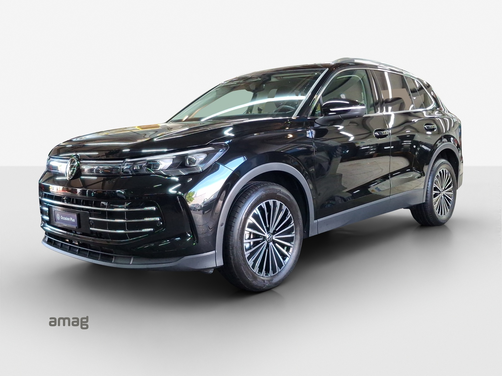 VW Tiguan 2.0 TSI DSG Elegance 4Motion-image-0