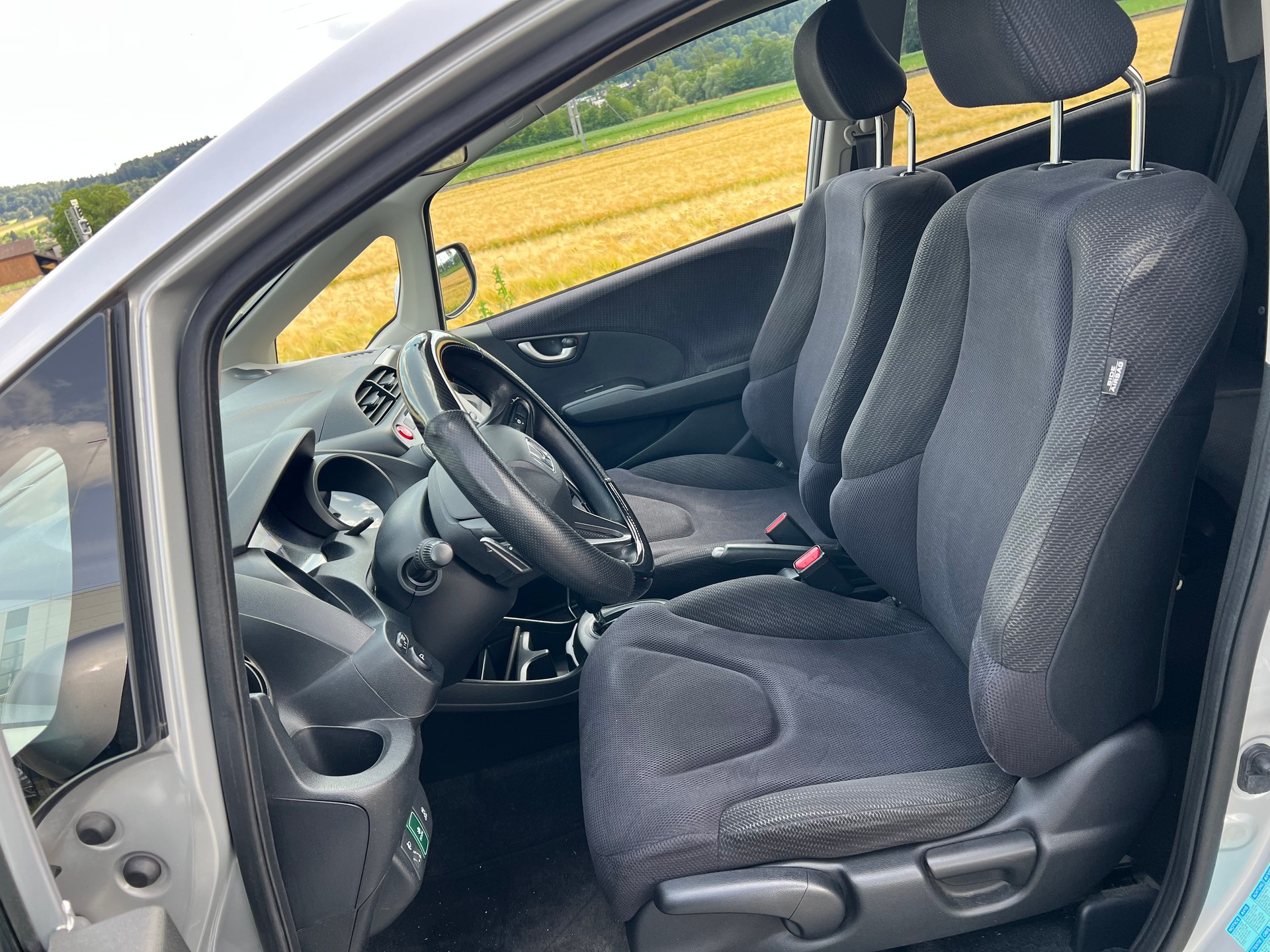 HONDA Jazz 1.3i Hybrid Comfort CVT-image-18