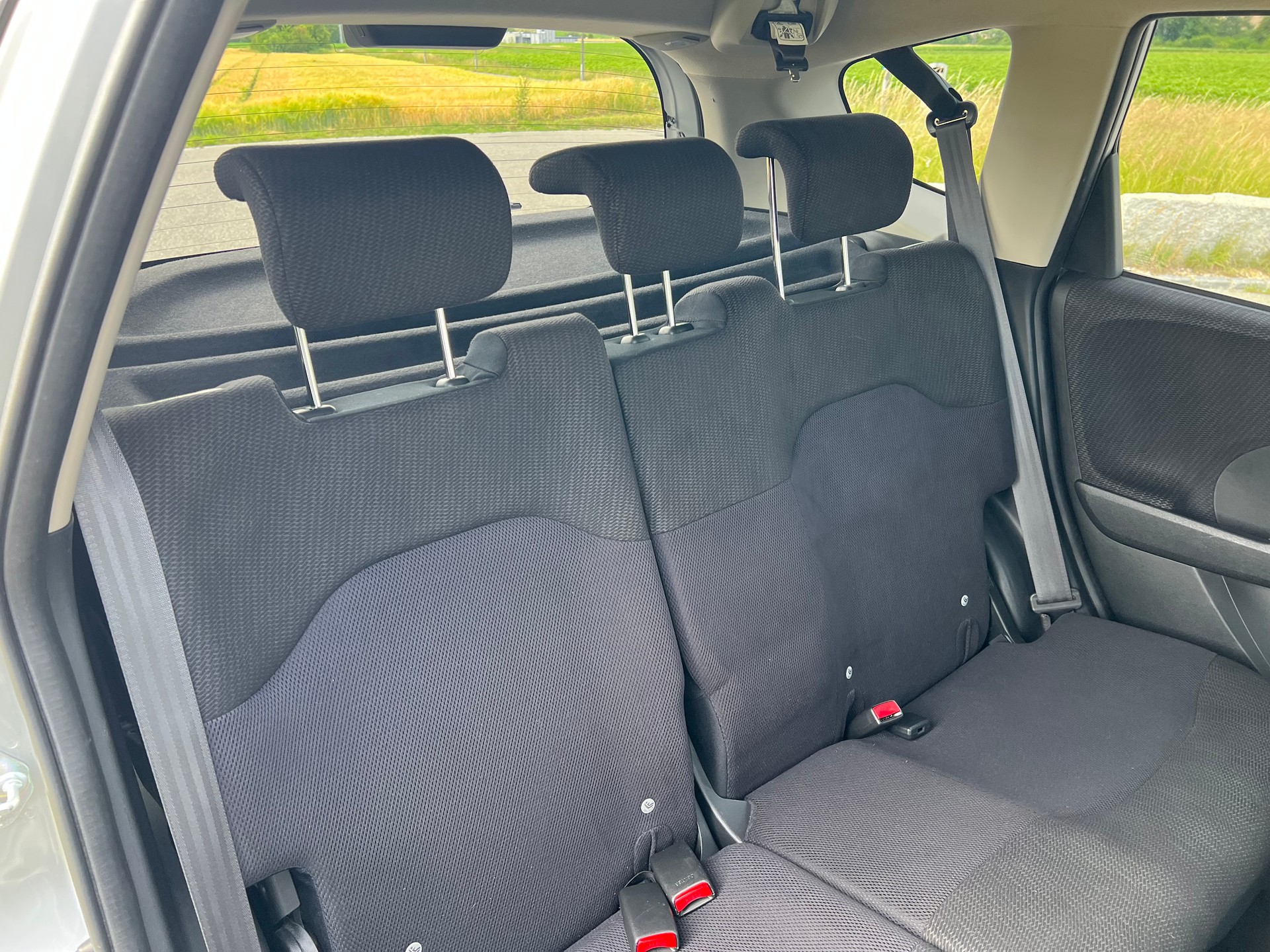 HONDA Jazz 1.3i Hybrid Comfort CVT-image-20