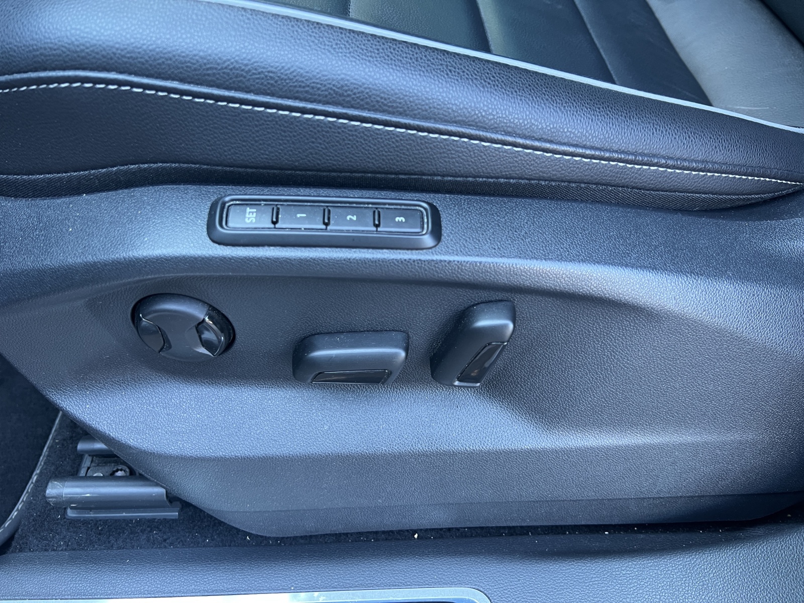 VW Tiguan 1.4TSI PHEV Selection DSG-image-15