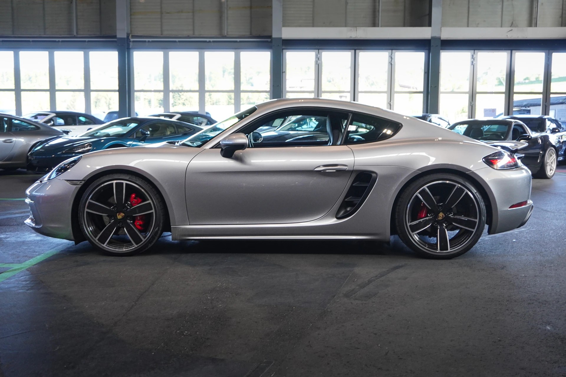 PORSCHE 718 Cayman S 2.5 PDK-showroom-element-1