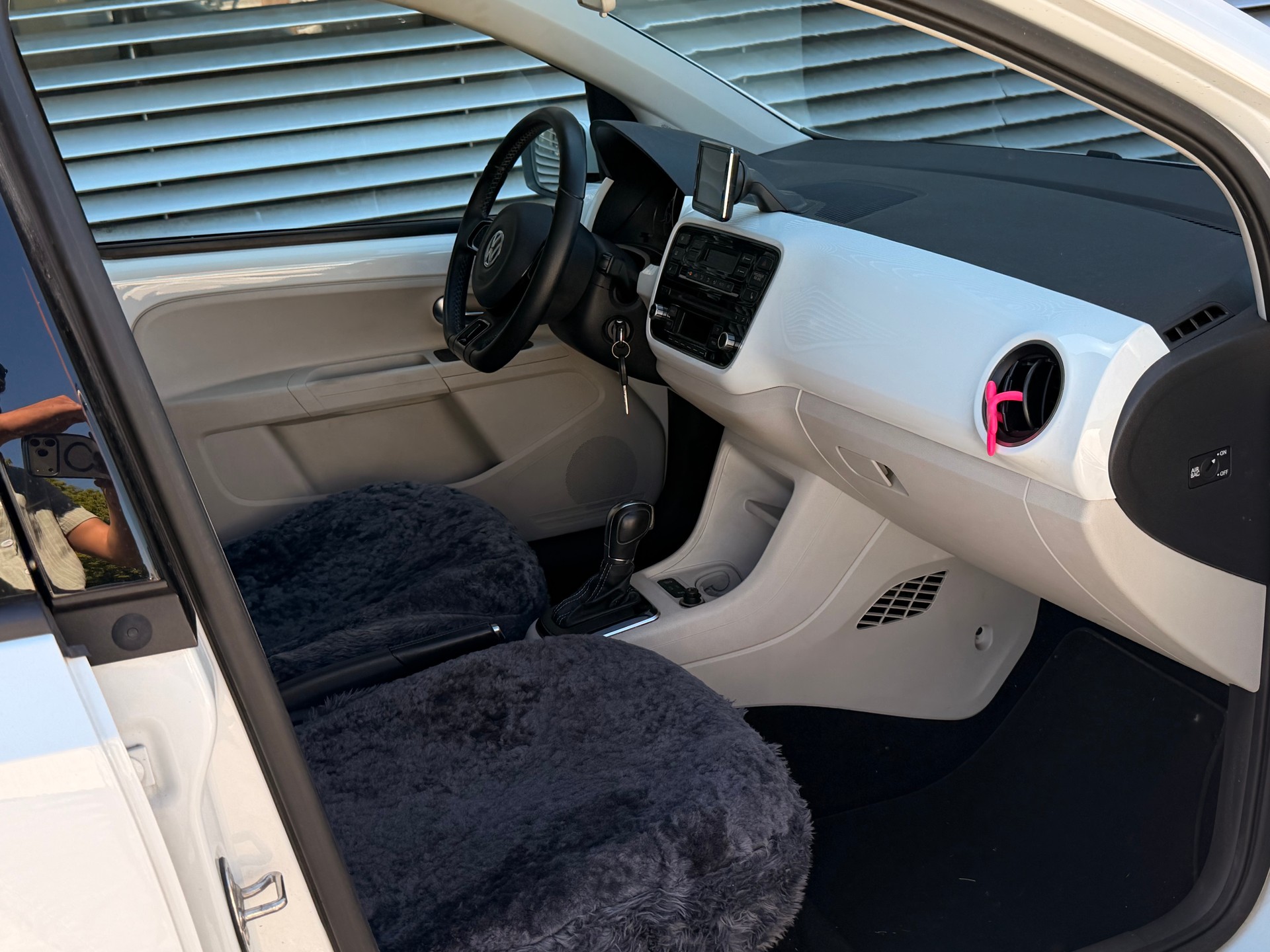 VW e-Up-image-7