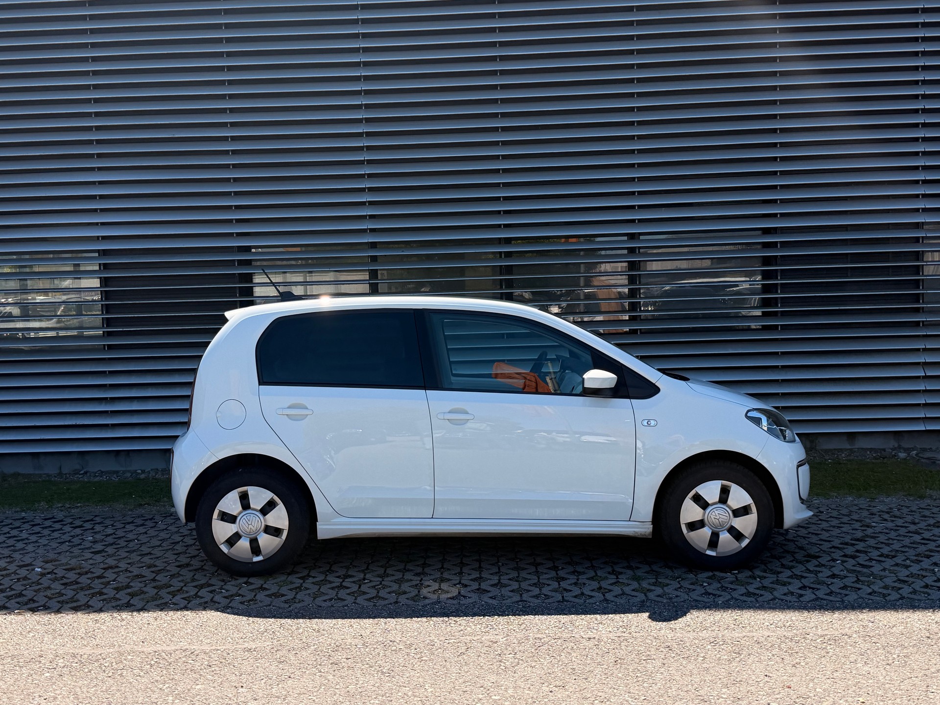 VW e-Up-image-1